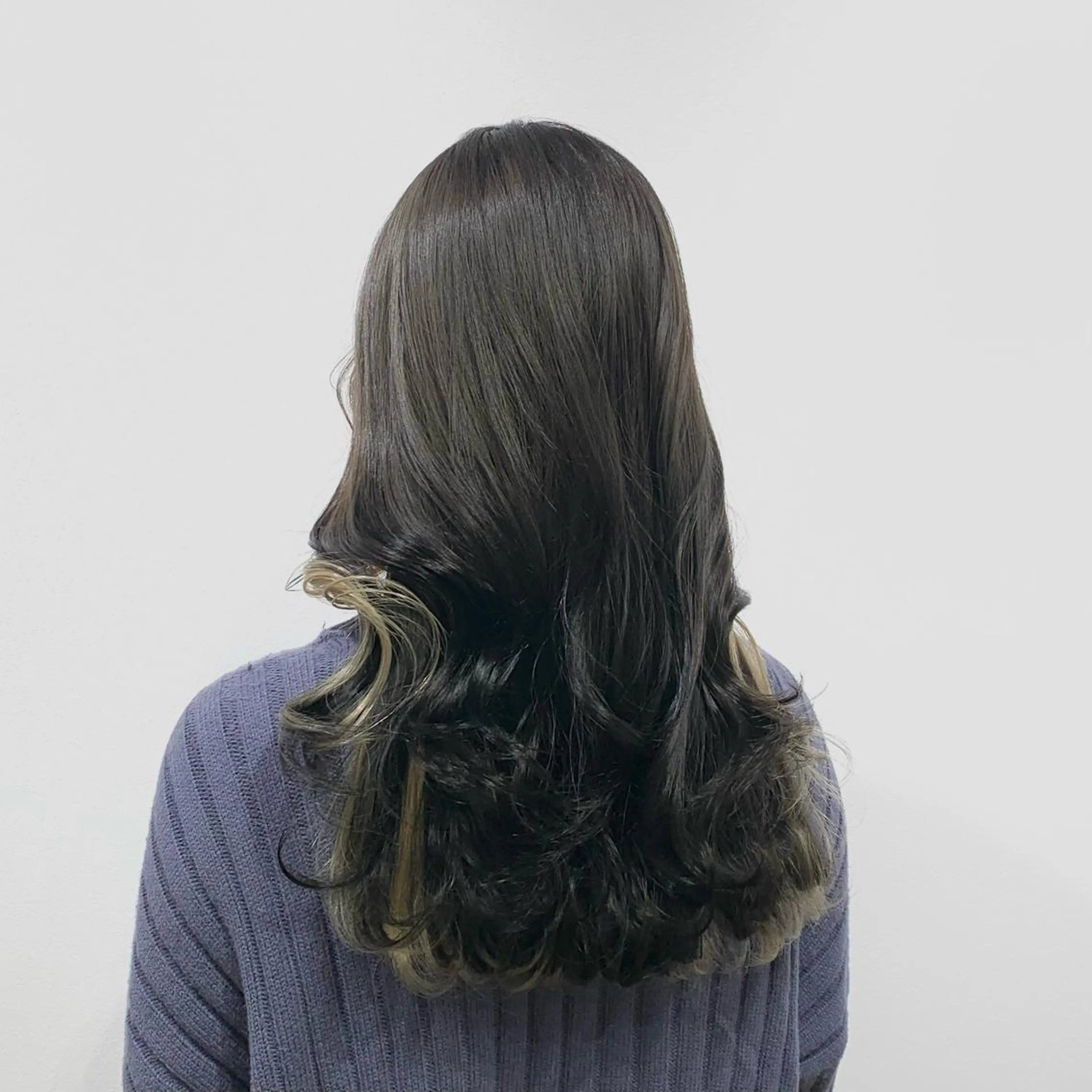 ロング カラー ヘアアレンジ キヨミ 韓国レイヤーカットのヘアスタイル