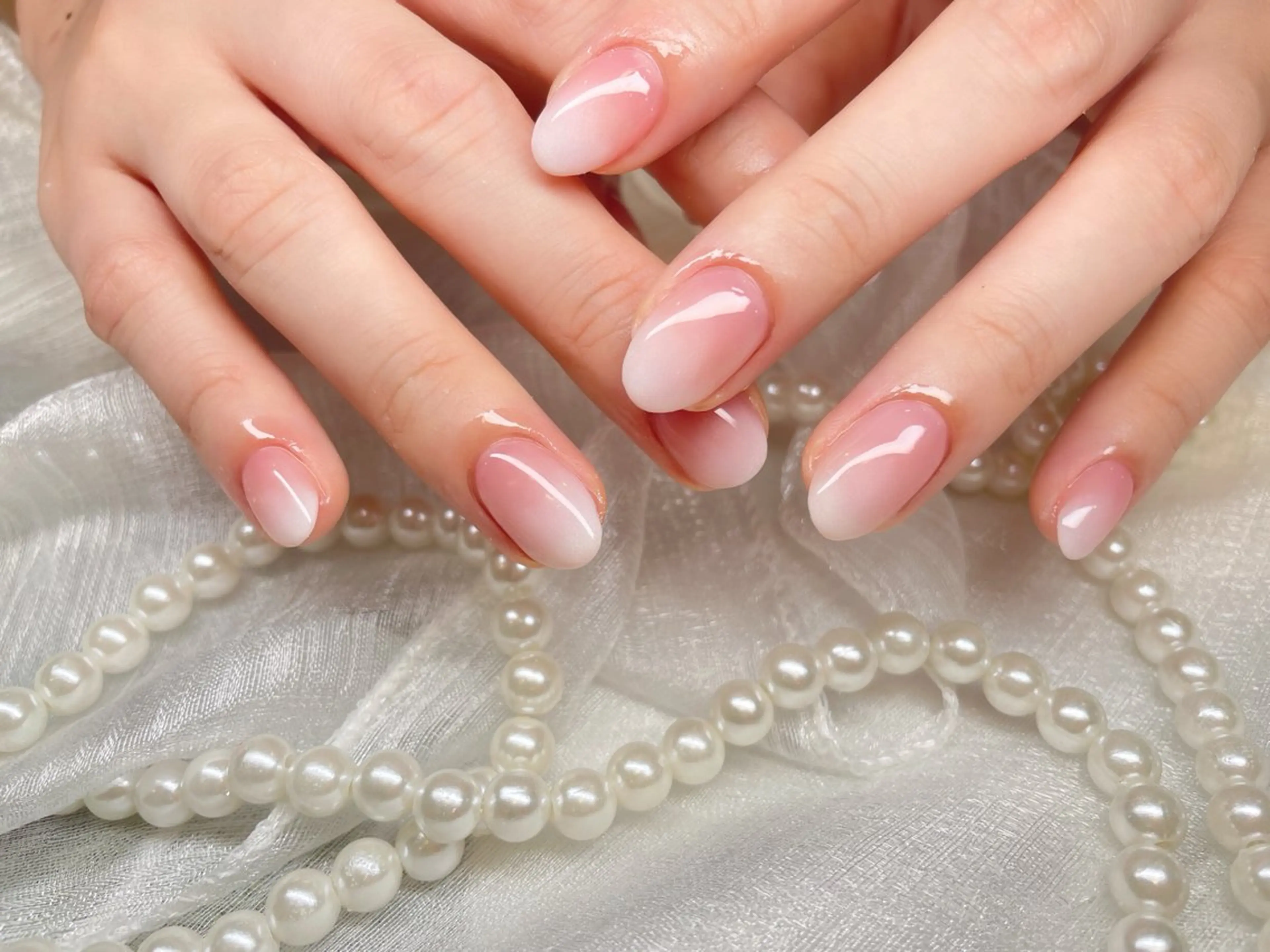 ネイル 長さ出し フットネイル フレンチネイル ジェルネイル ガラスフレンチ More Glam渋谷店のネイルデザイン