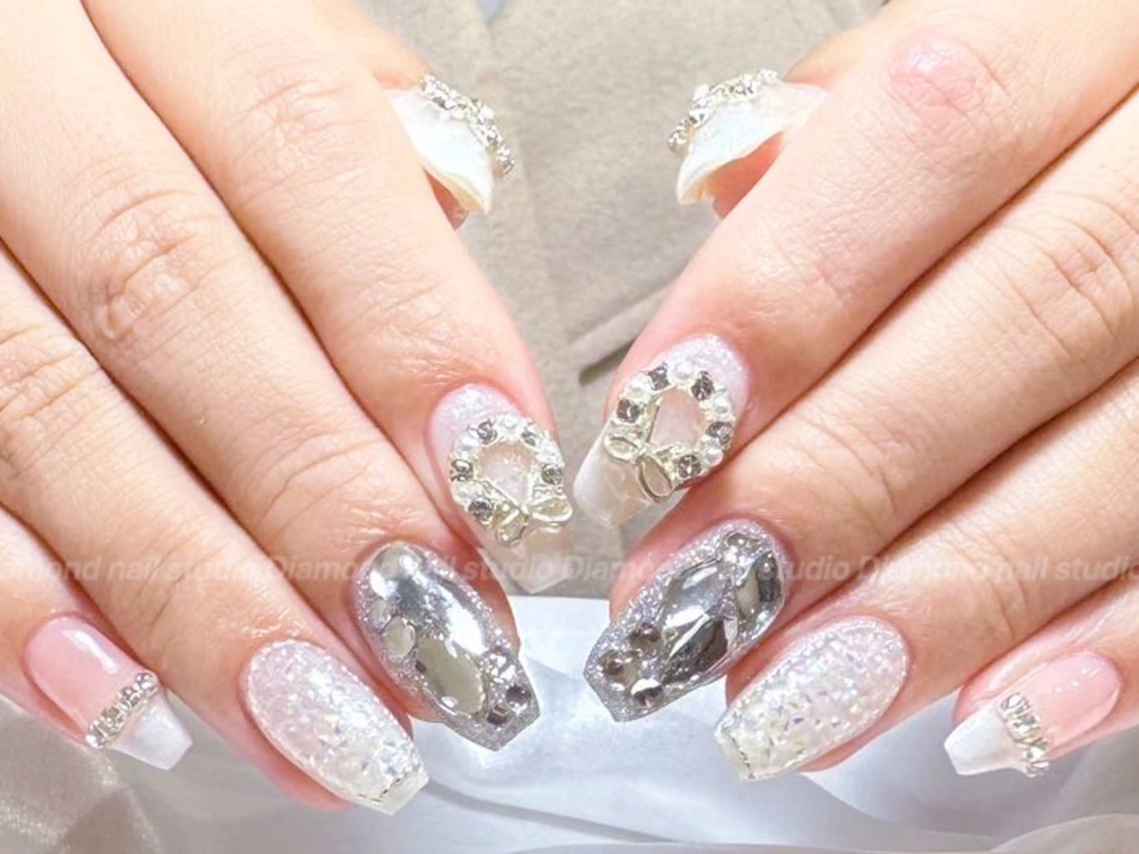 ネイル アートネイル オーロラネイル ガーリー キラキラネイル 韓国ネイル Diamond NAIL✨のネイルデザイン