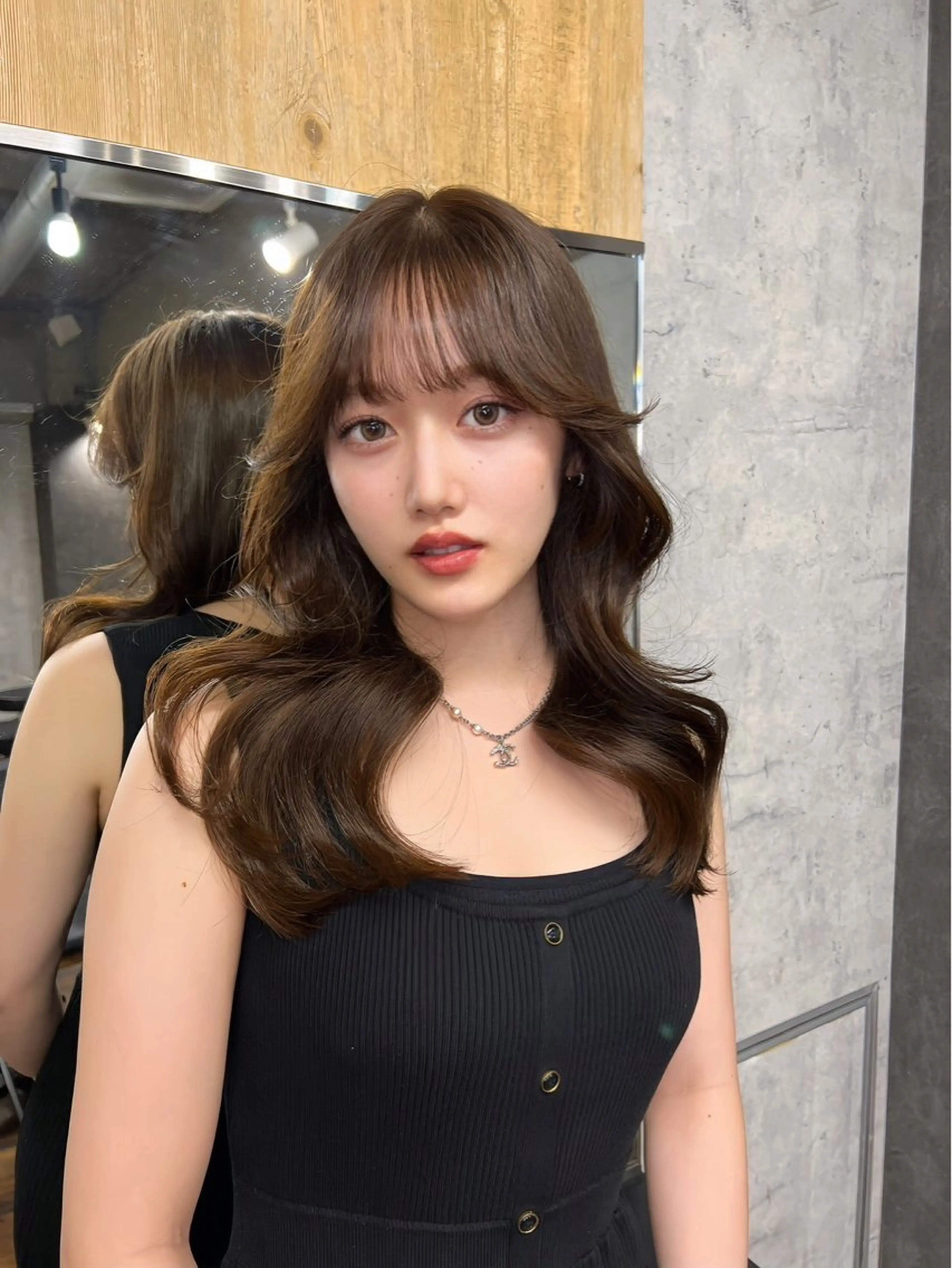 セミロング カラー パーマ ヘアアレンジ foi. フォワ所属・🇰🇷韓国トレンド ヘア🇰🇷高田のヘアスタイル