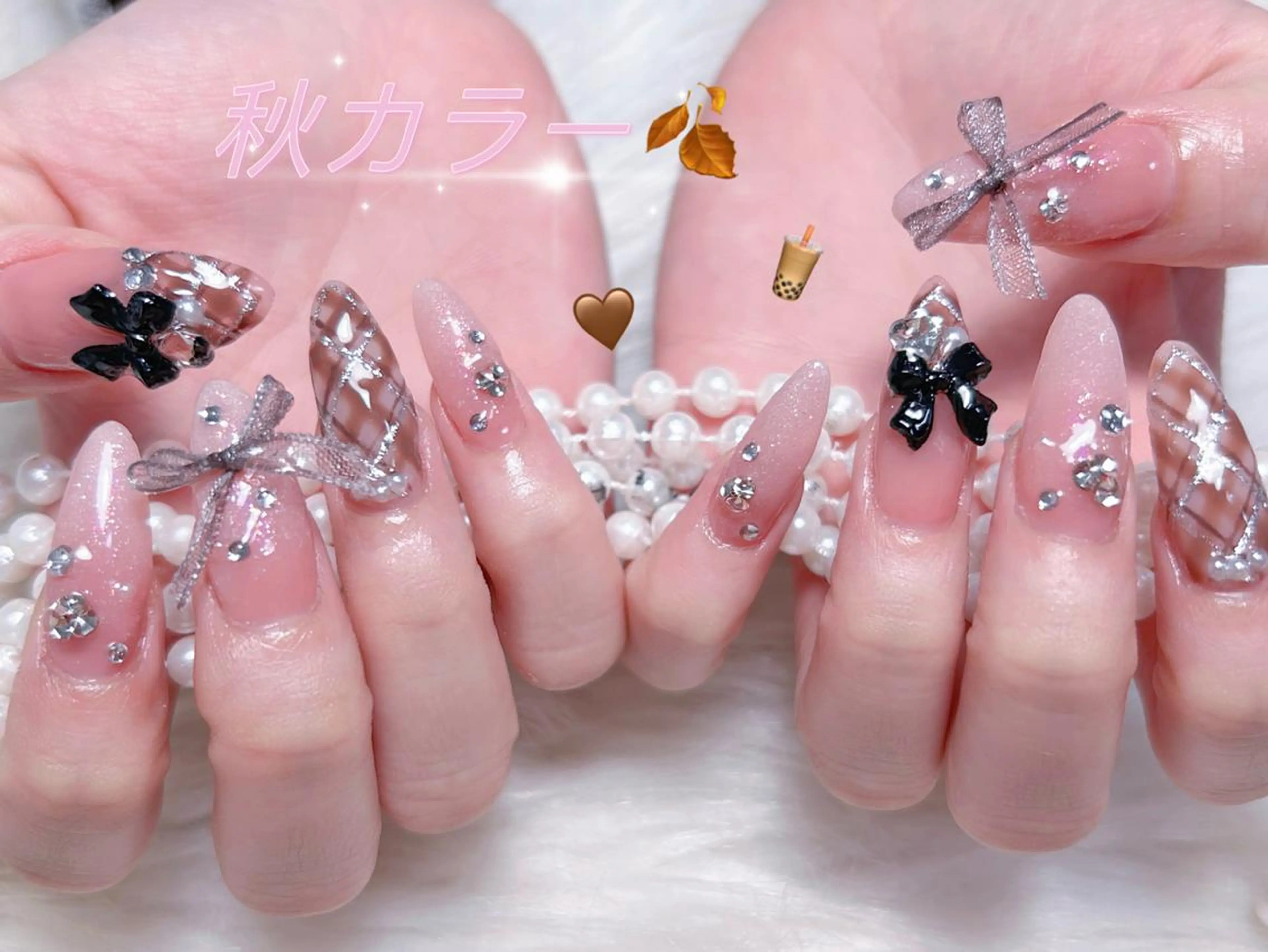 ネイル 🎀まゆ 🪽🐾のネイルデザイン