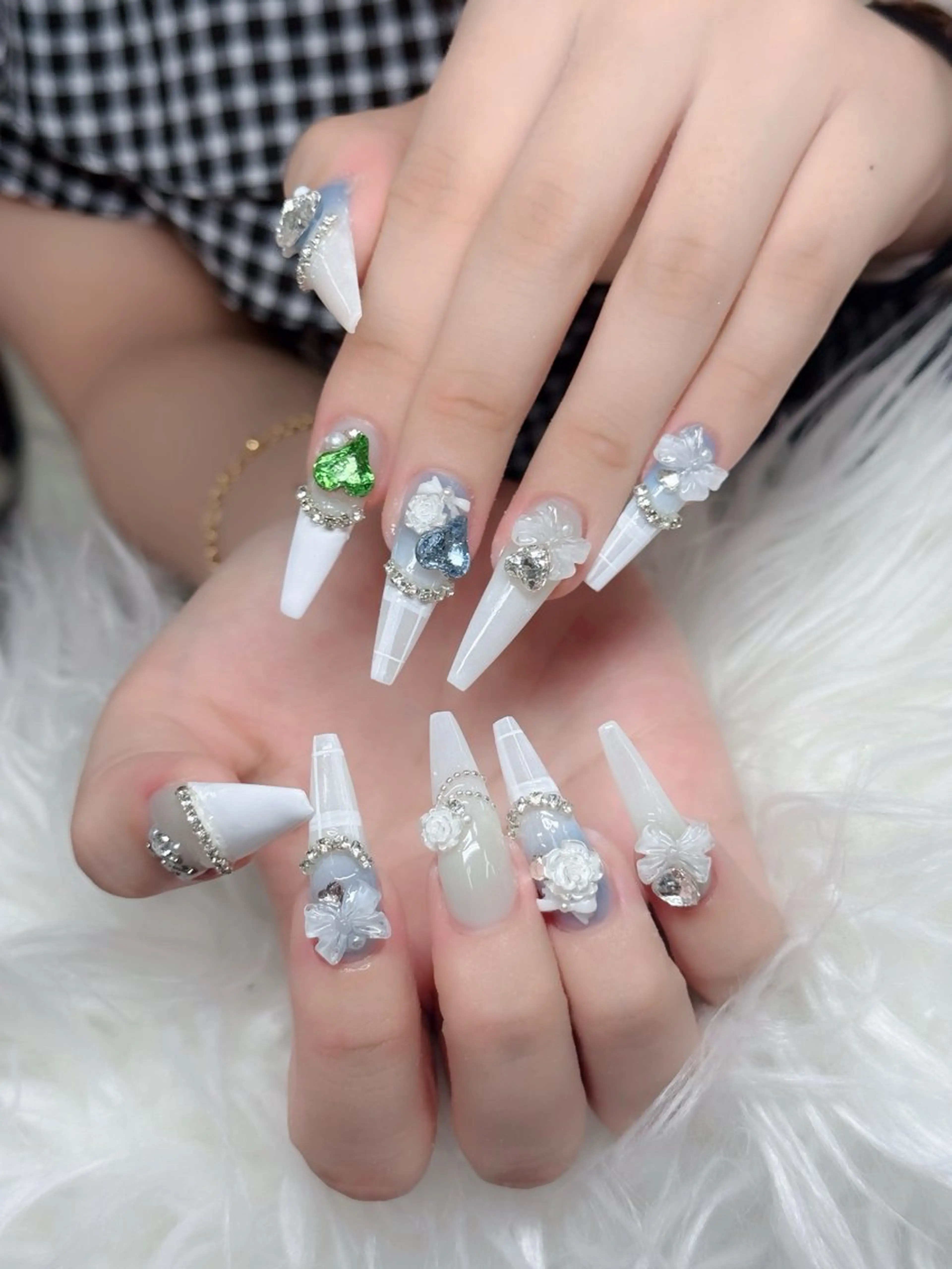 ネイル ロングネイル マグネットネイル リボン 夏ネイル スーパーロングネイル Hani nailsalonのネイルデザイン