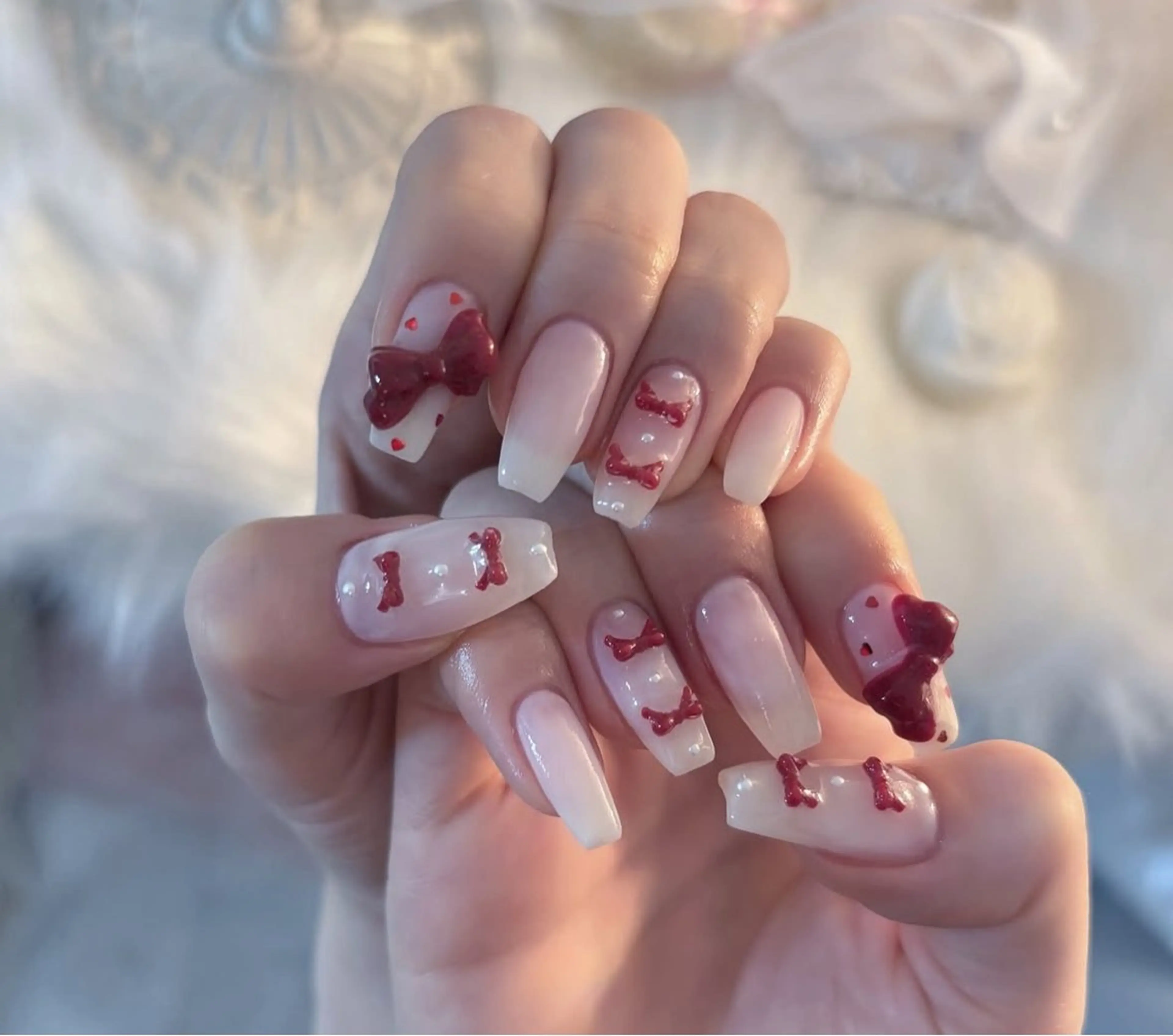 ネイル 長さ出し グラデーション キラキラネイル 韓国ネイル ラメ(グリッター) ハンドネイル ハンドケア Chisa Nail Studio所属・リ リのネイルデザイン