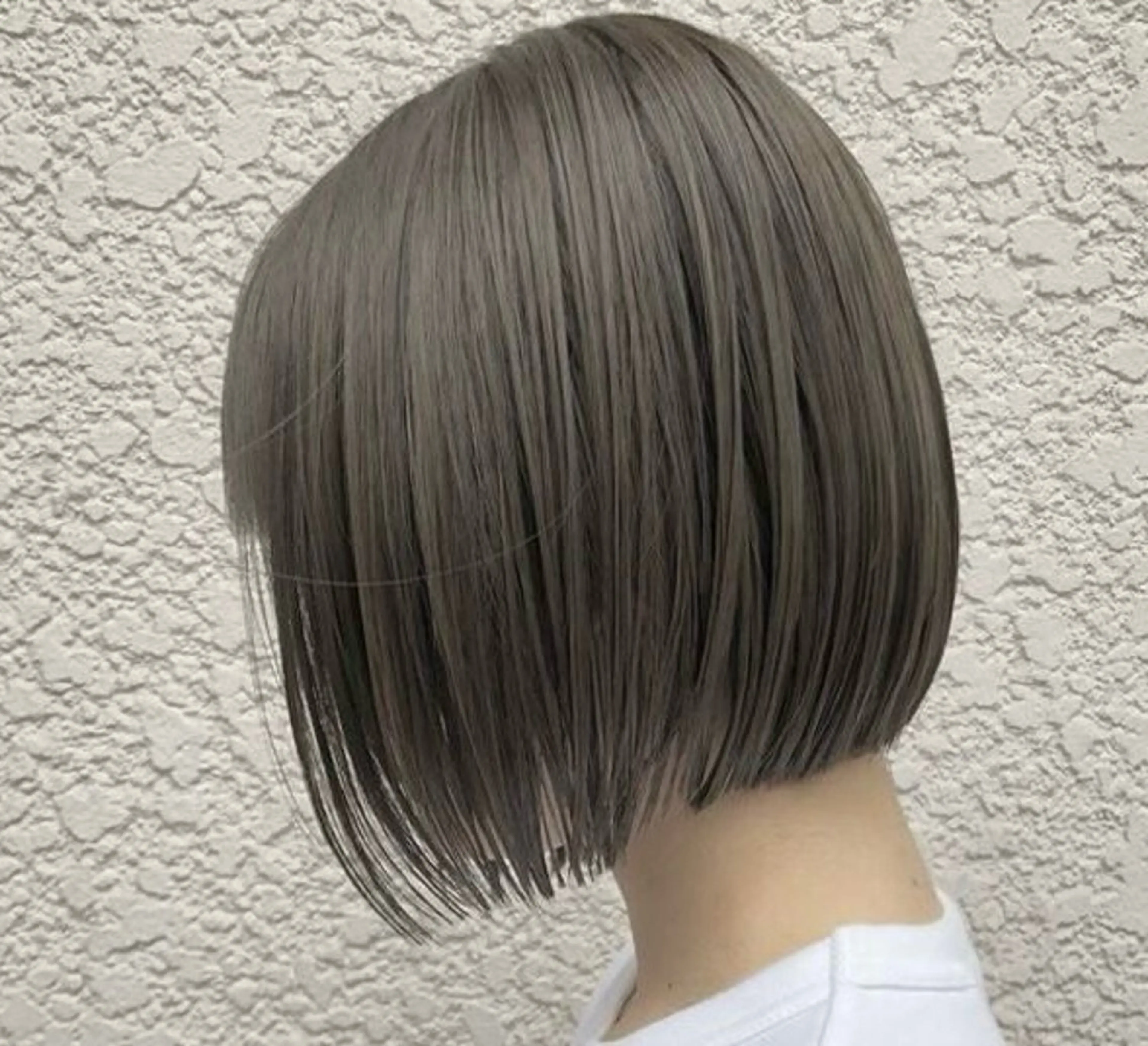 ショート カラー パーマ アッシュ ボブ 森山 陽菜のヘアスタイル