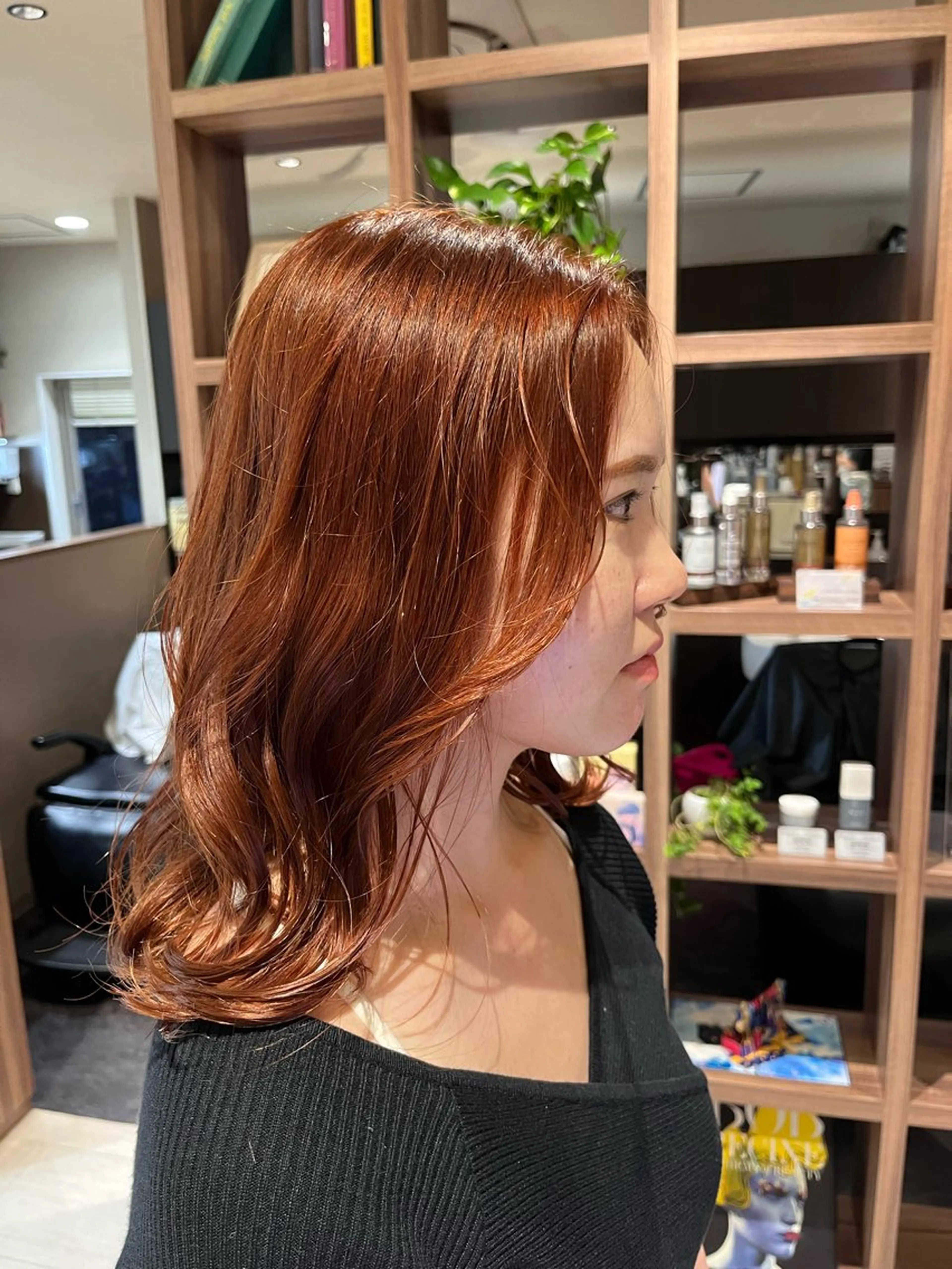 セミロング カラー ブリーチ ダブルカラー ブリーチなしカラー オレンジ dogstar小林諒 レイヤー/ブリーチのヘアスタイル