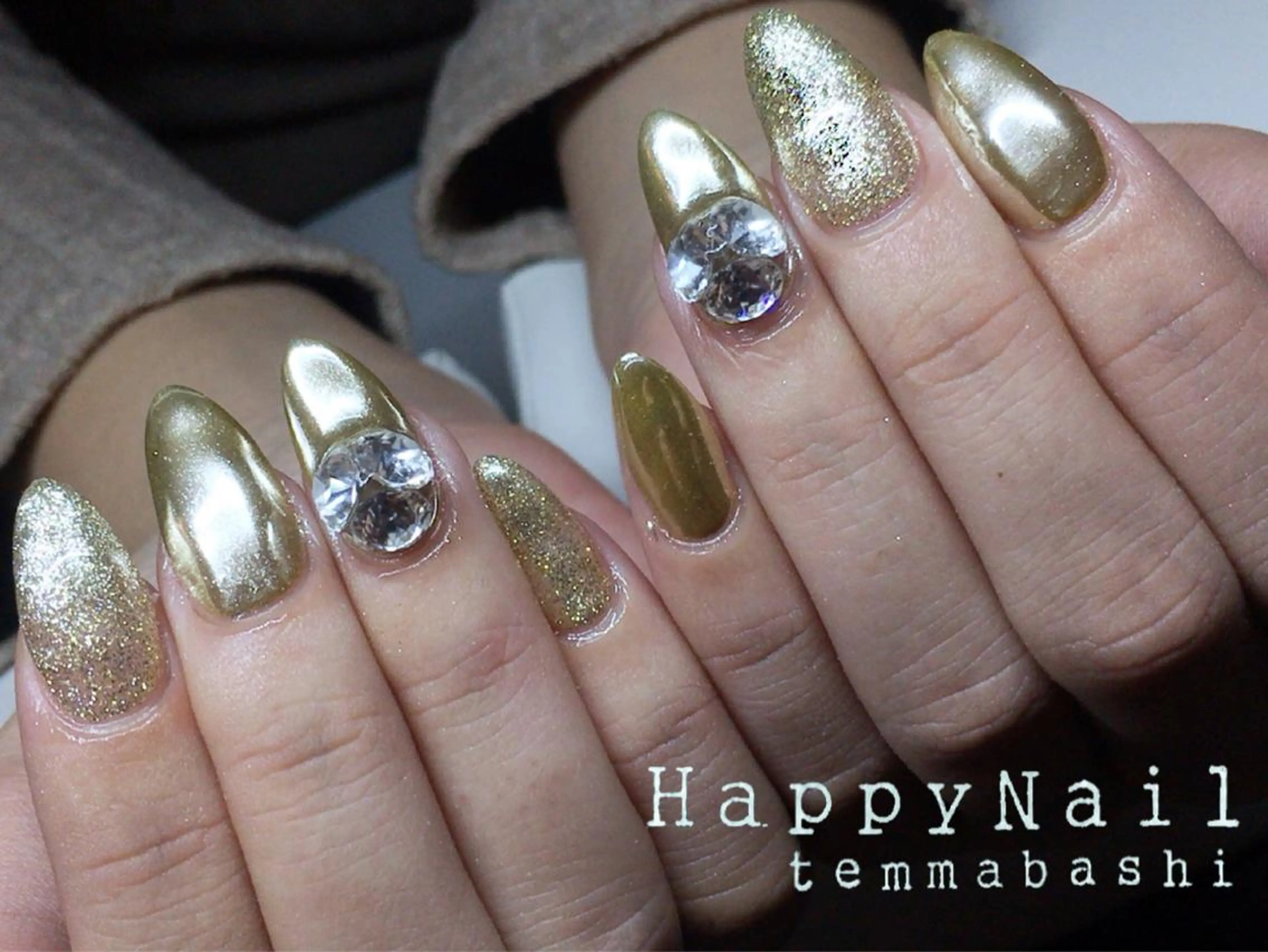 ショート ミディアム セミロング ネイル ミラーネイル ストーンネイル Happy Nailのネイルデザイン