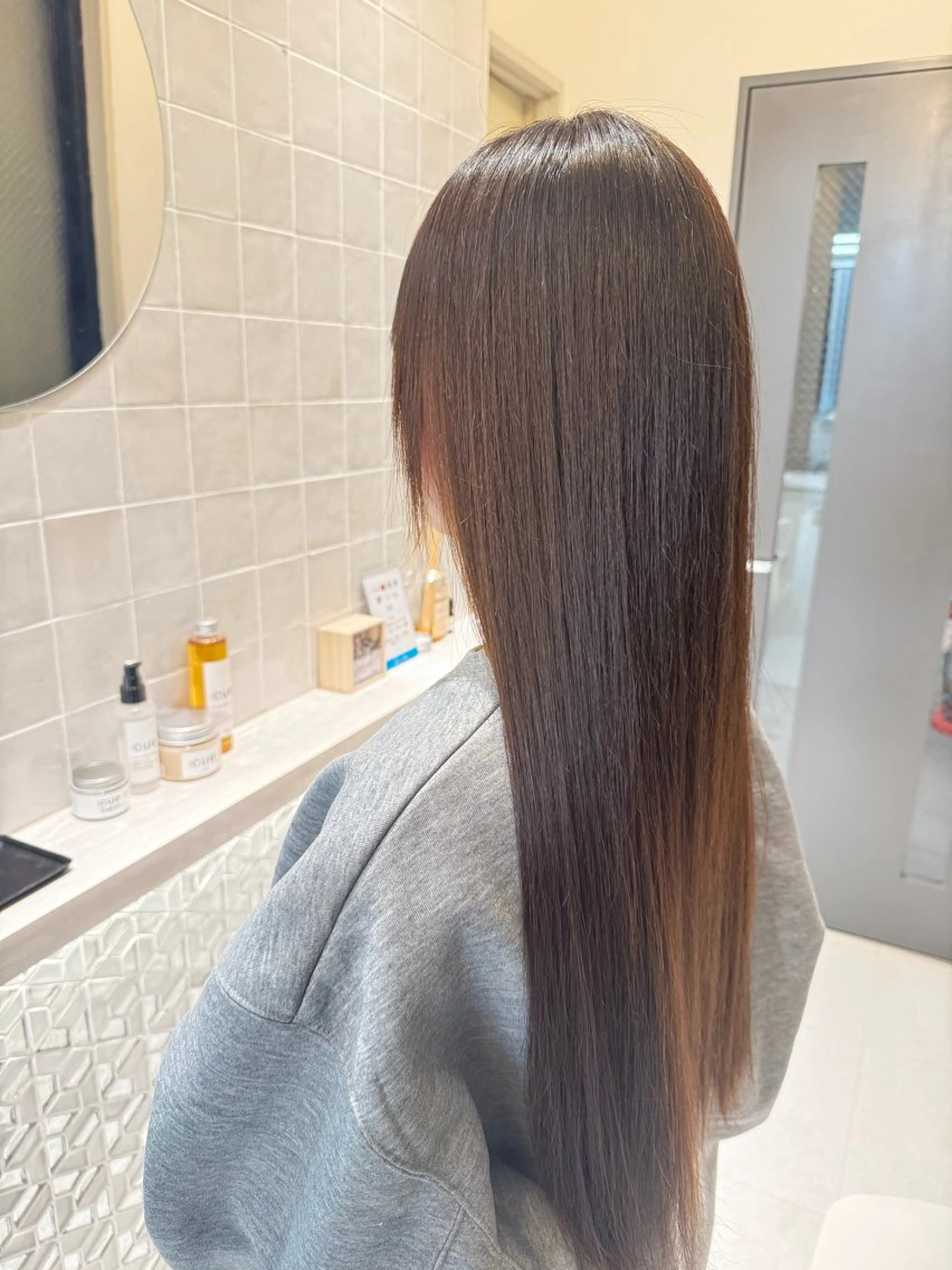 ロング パーマ 縮毛矯正 cue所属・mayu/カラー /縮毛矯正/ブリーチのヘアスタイル