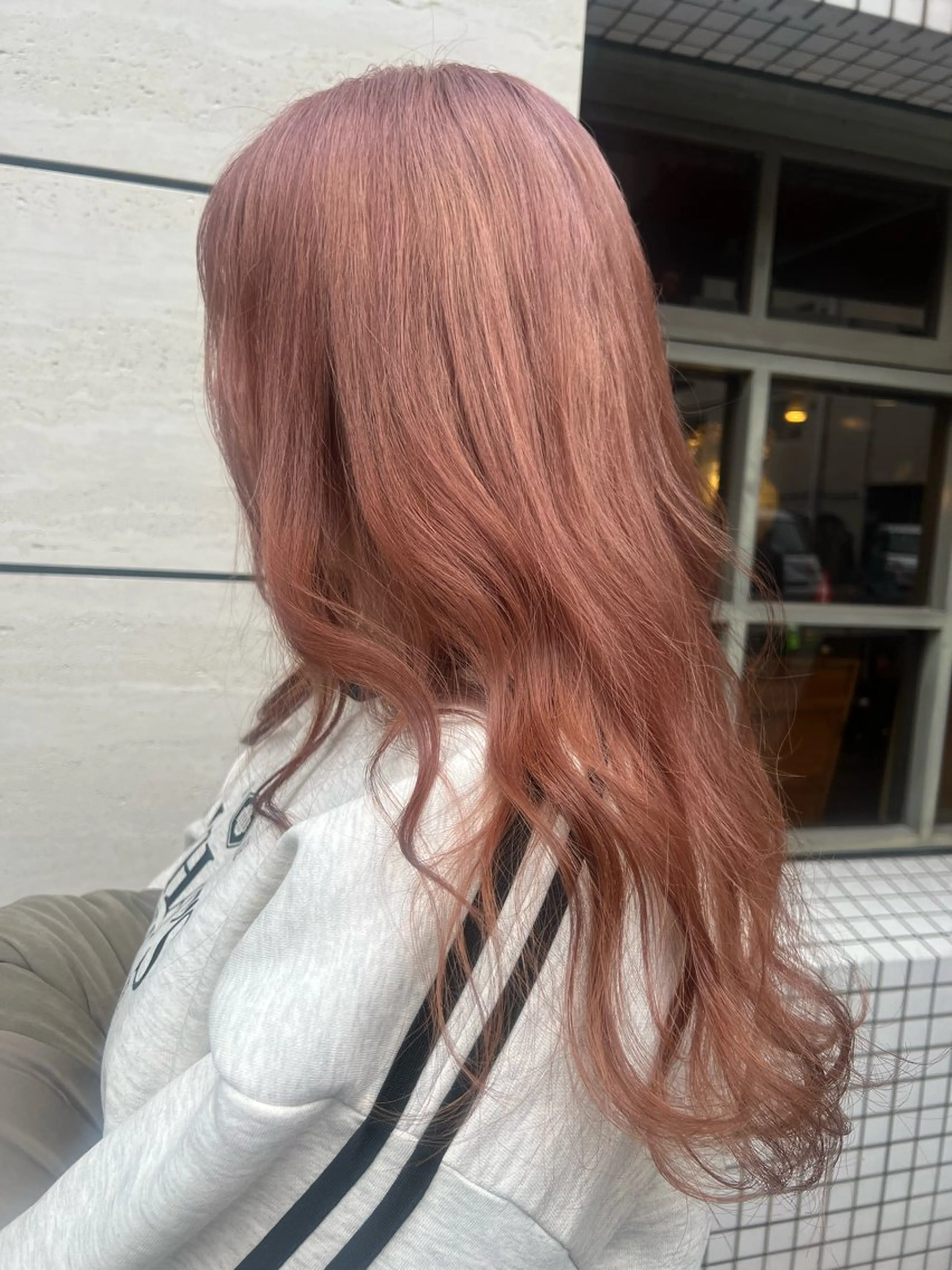 ロング カラー ベージュカラー 透明感カラー ピンクカラー ピンクベージュ Lafith hair coco 博多店所属・脇山 真生のヘアスタイル
