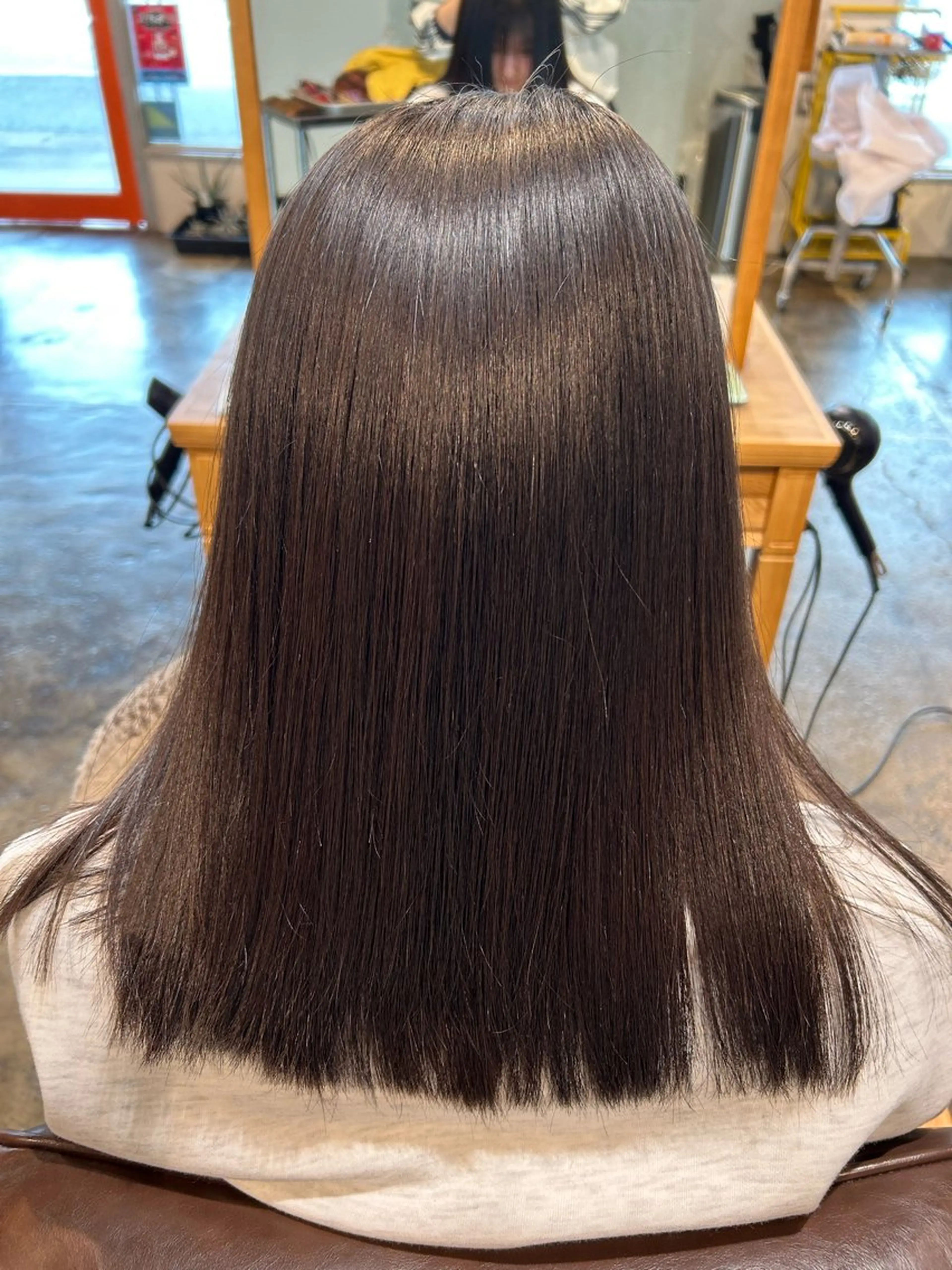 ミディアム トリートメント 透明感カラー 暖色shihoのヘアスタイル
