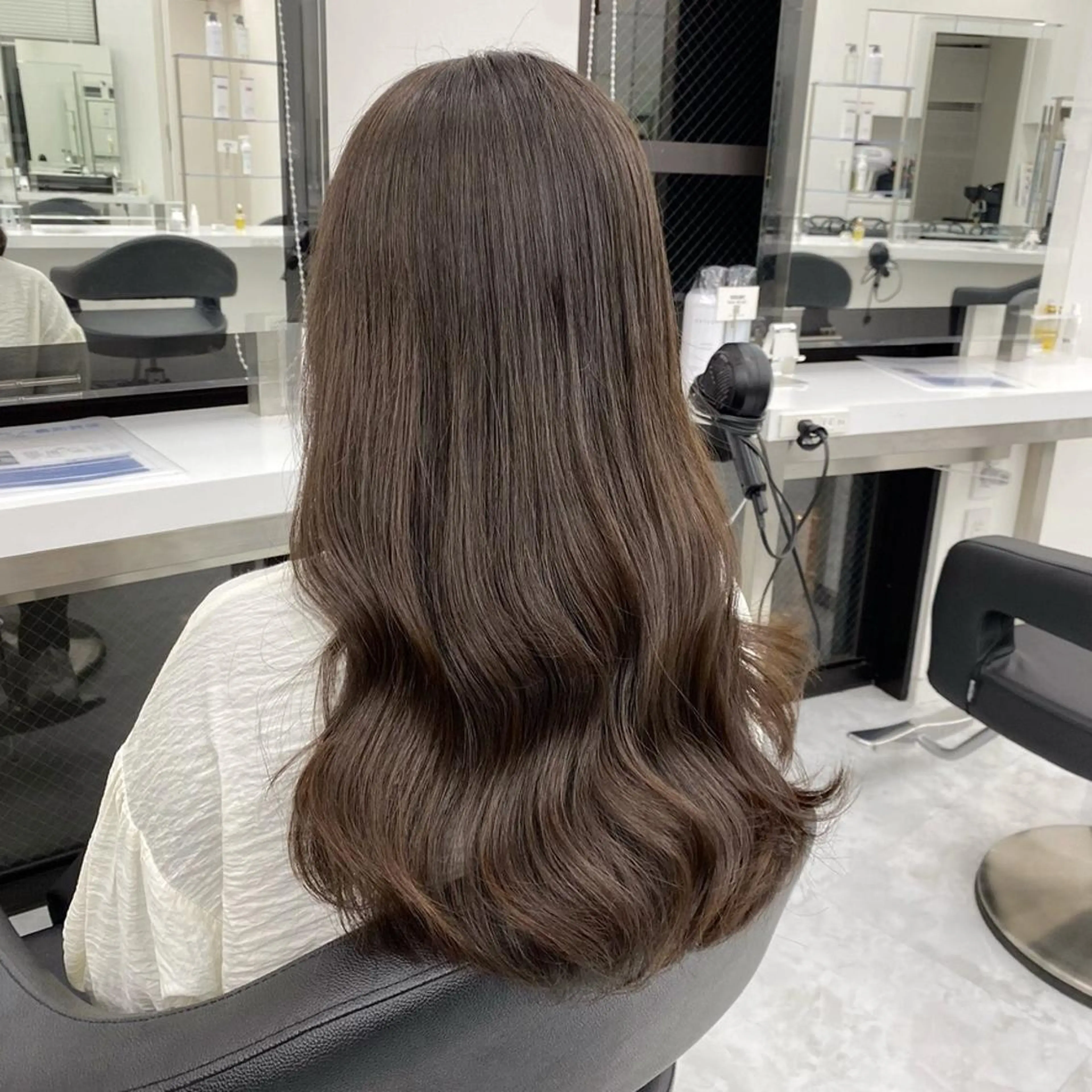 カラー ブリーチなしモテヘア 🤍REN🤍🪄のヘアスタイル