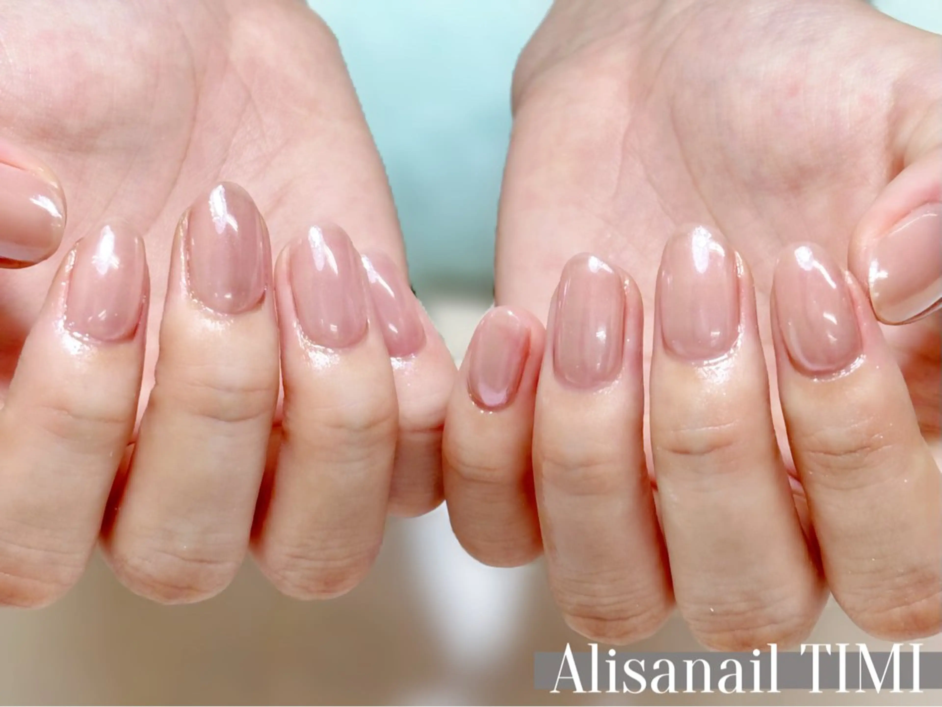 ネイル ミラーネイル ワンカラーネイル ピンク ハンドネイル Alisa nail Timiのネイルデザイン