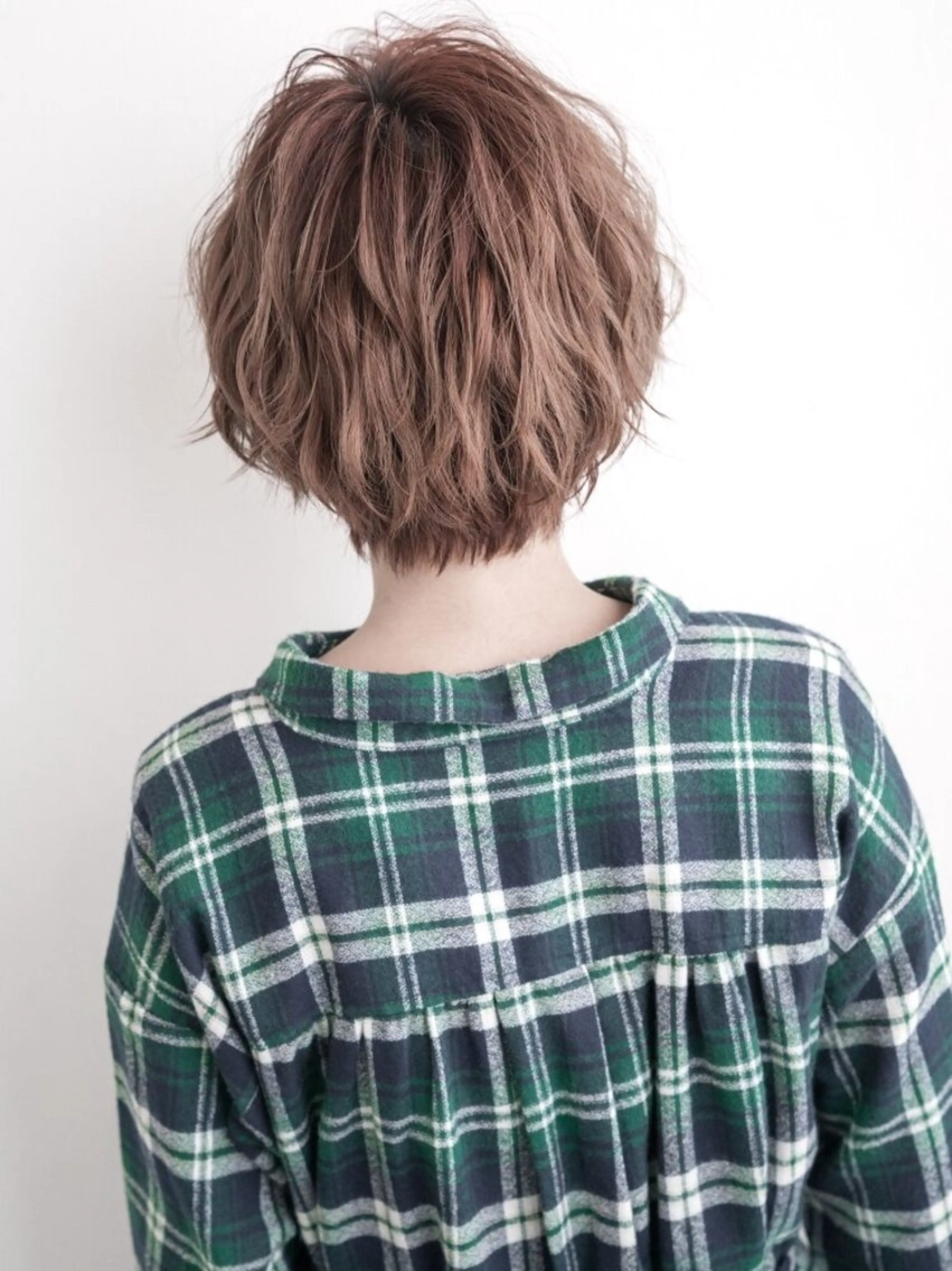 ショート カラー カット ヘアカラー 縮毛矯正 トリートメント ヘッドスパ ヘアセット HIRO✂️カットと カラーと縮毛矯正✂️のヘアスタイル