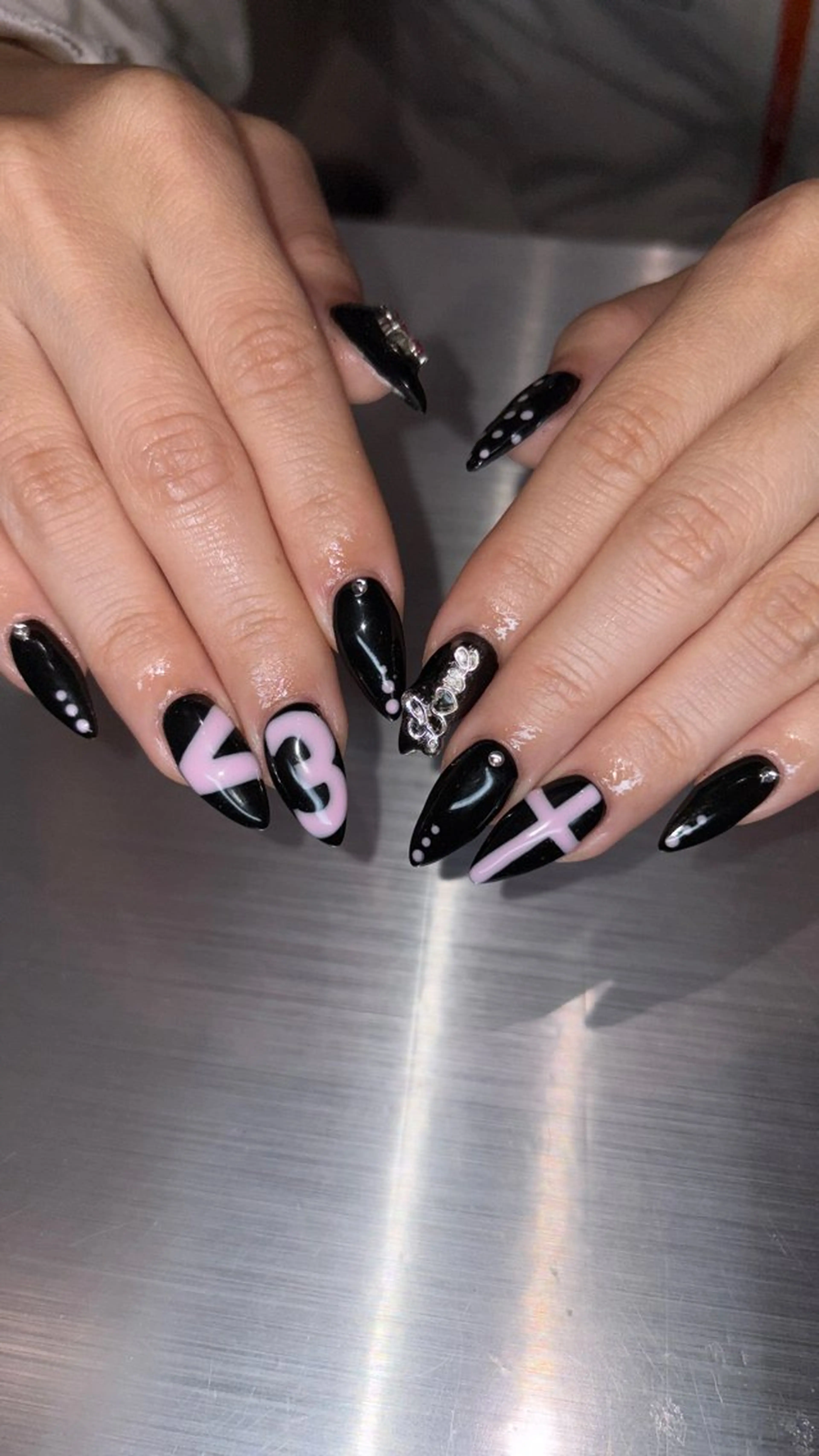 ネイル 👽個性派ネイル🎀 komachiのネイルデザイン