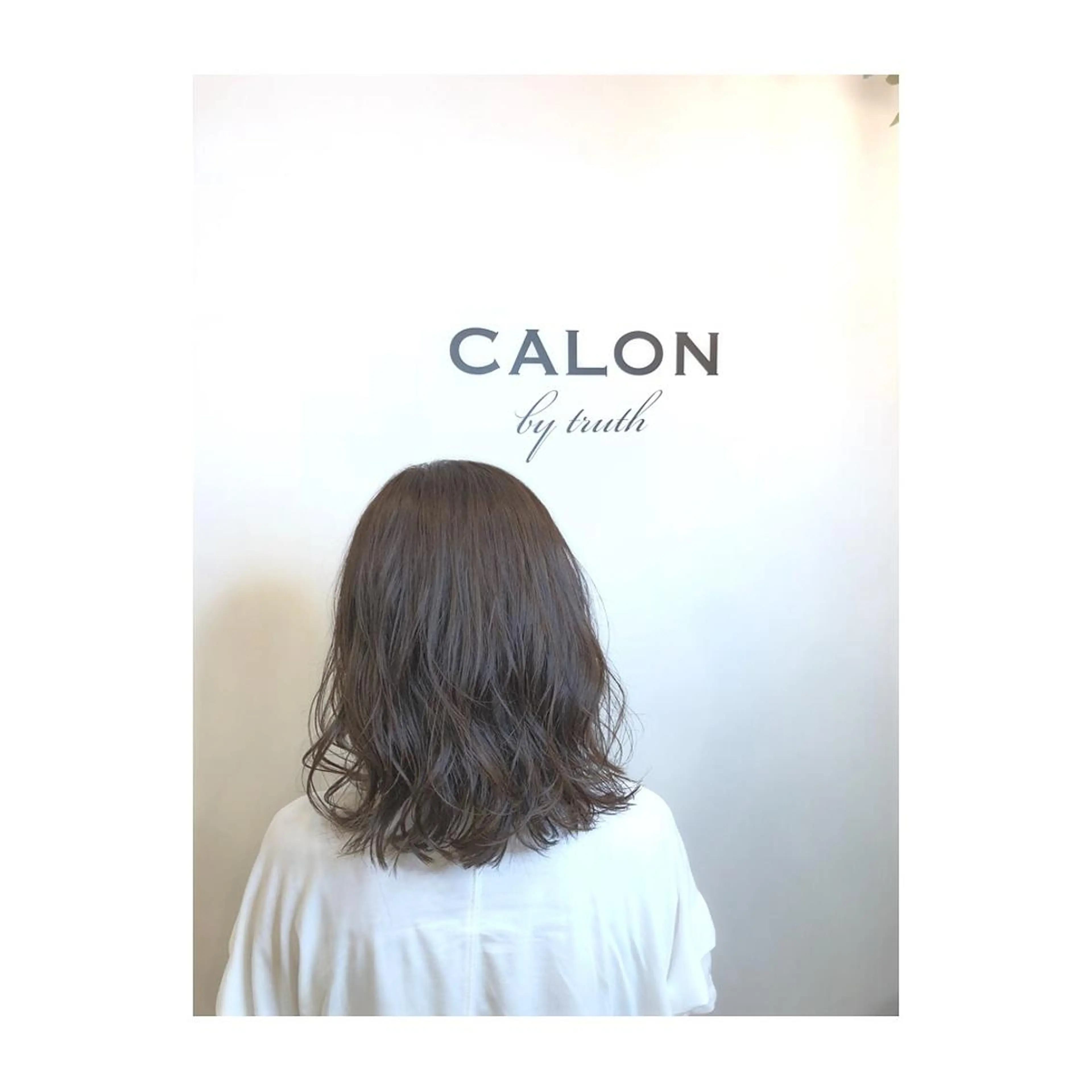 セミロング 松戸　レイヤーカット 野口　康太郎のヘアスタイル