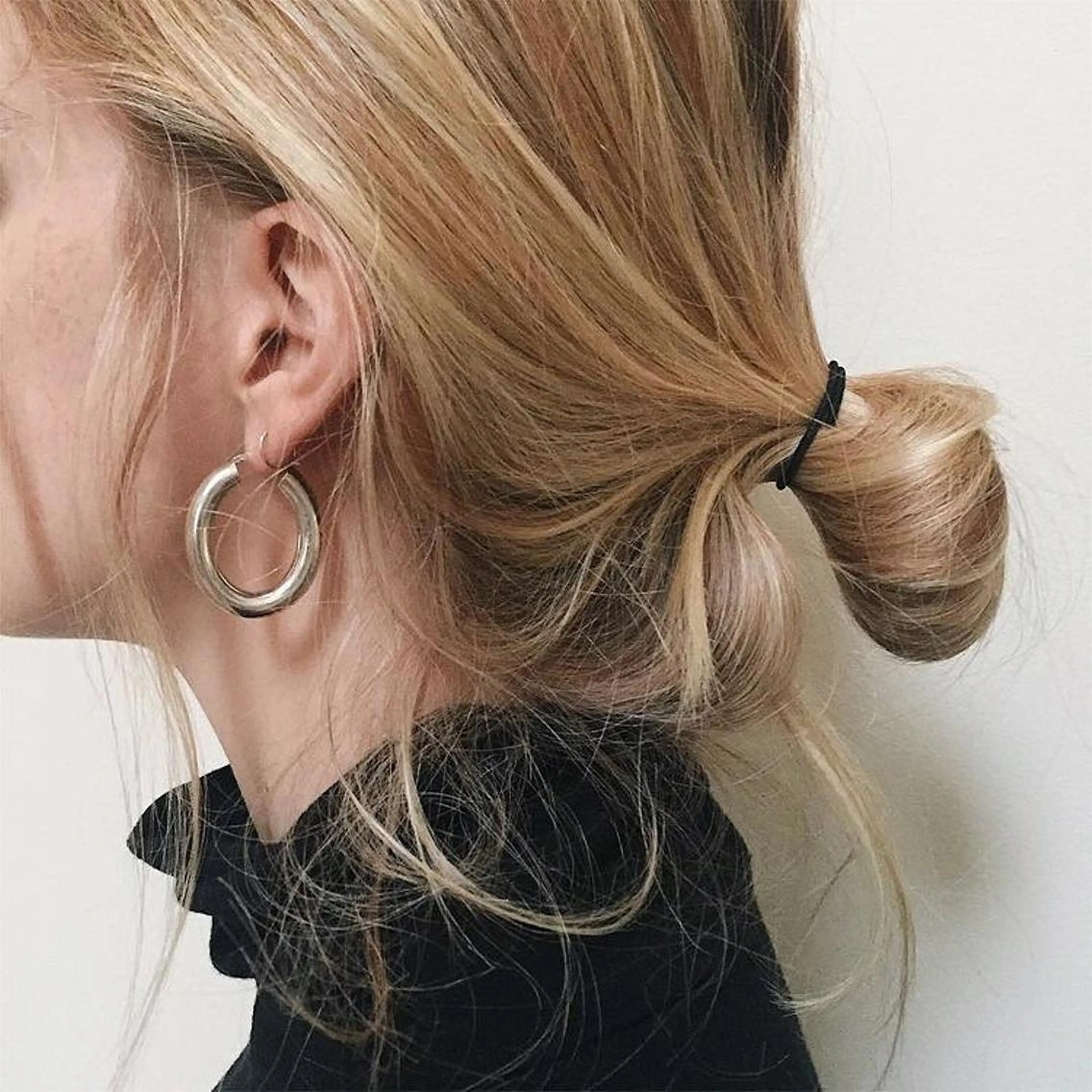 セミロング カラー ブロンド ヘアカラー ハイトーンカラー🍑 心斎橋のヘアスタイル