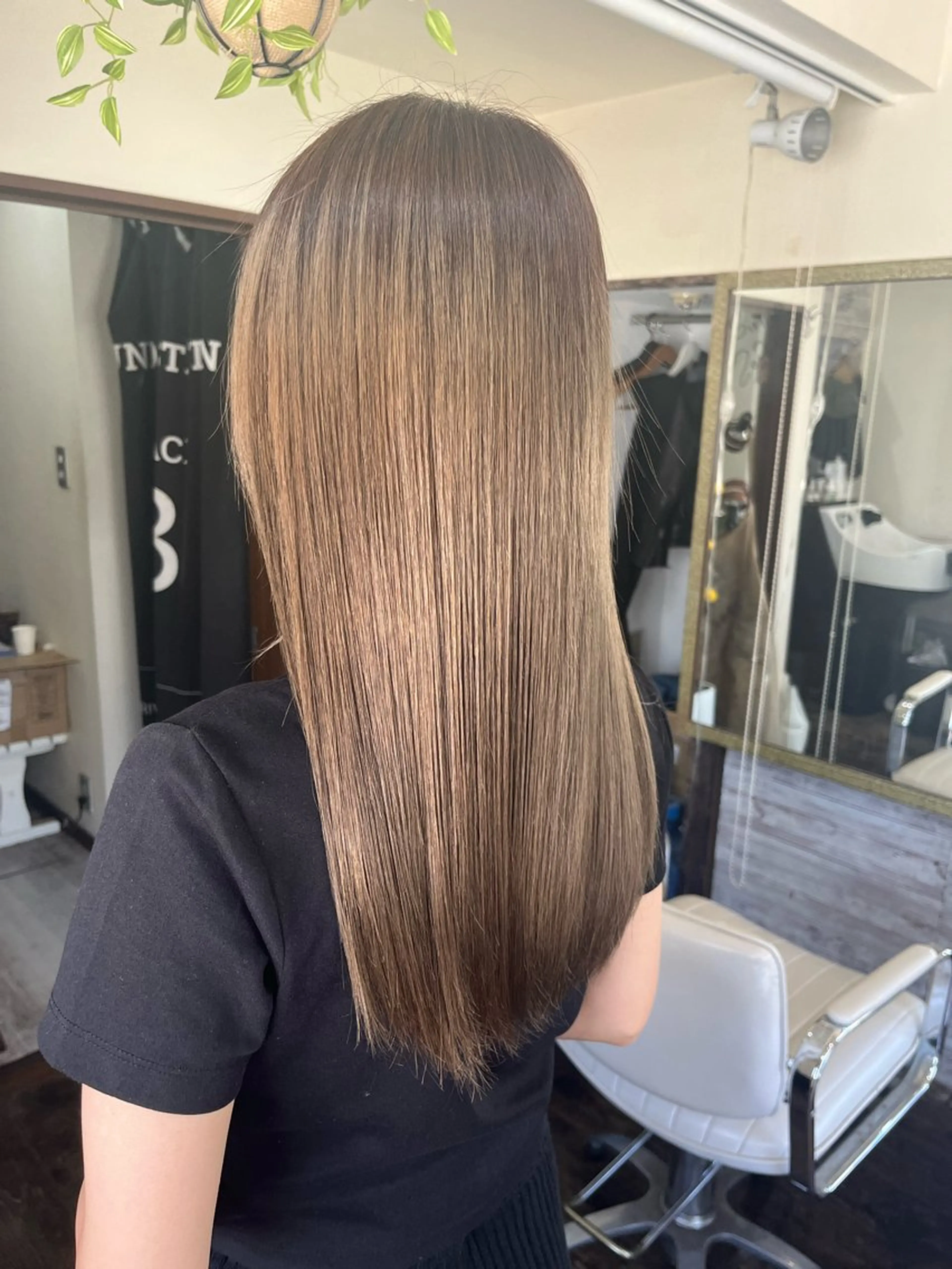 ミディアム カラー ブリーチ ヘアカラー 渡辺 健太のヘアスタイル