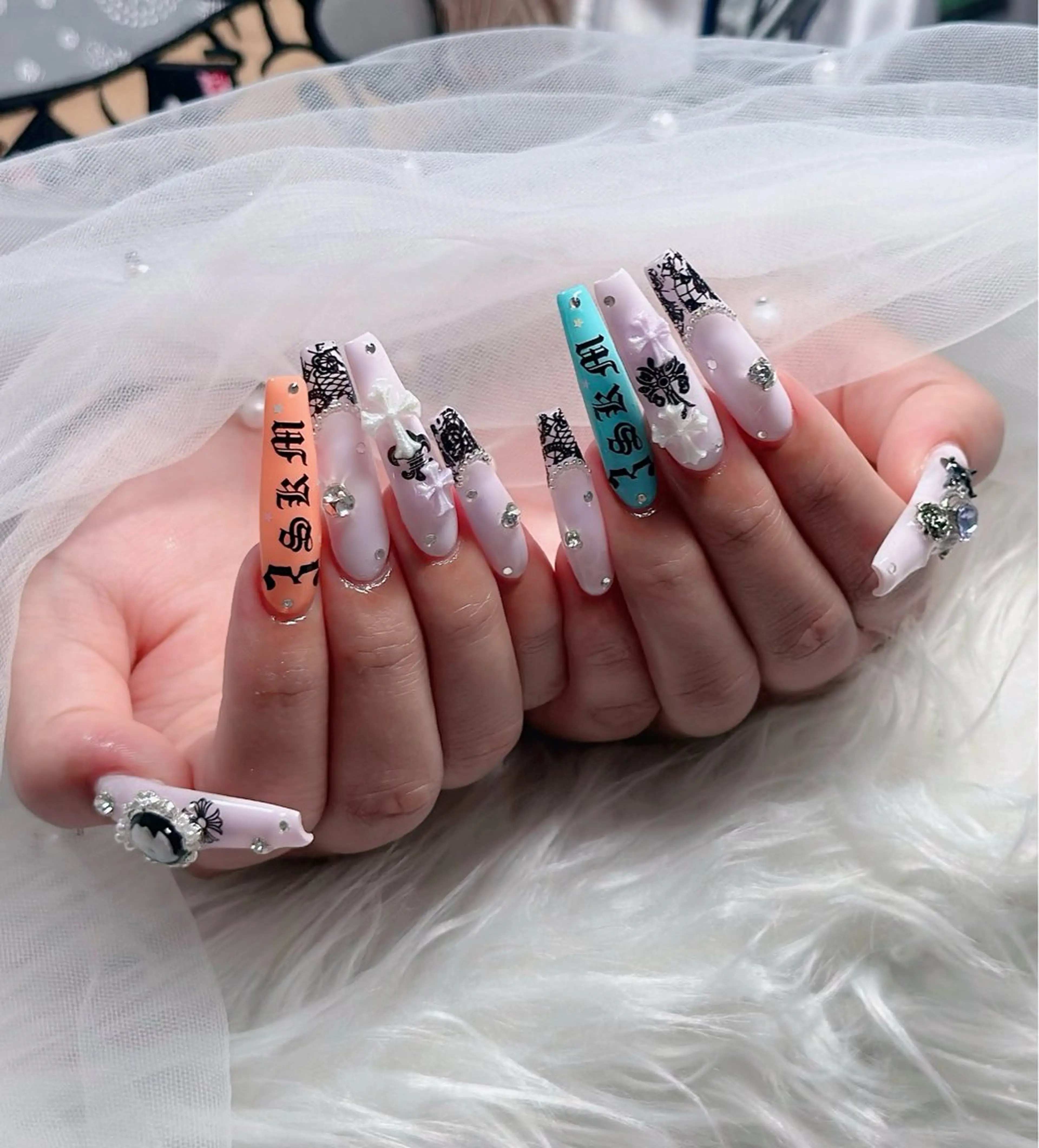 ネイル ハート キラキラネイル リボン ハンドネイル キノコ H.babynailのネイルデザイン