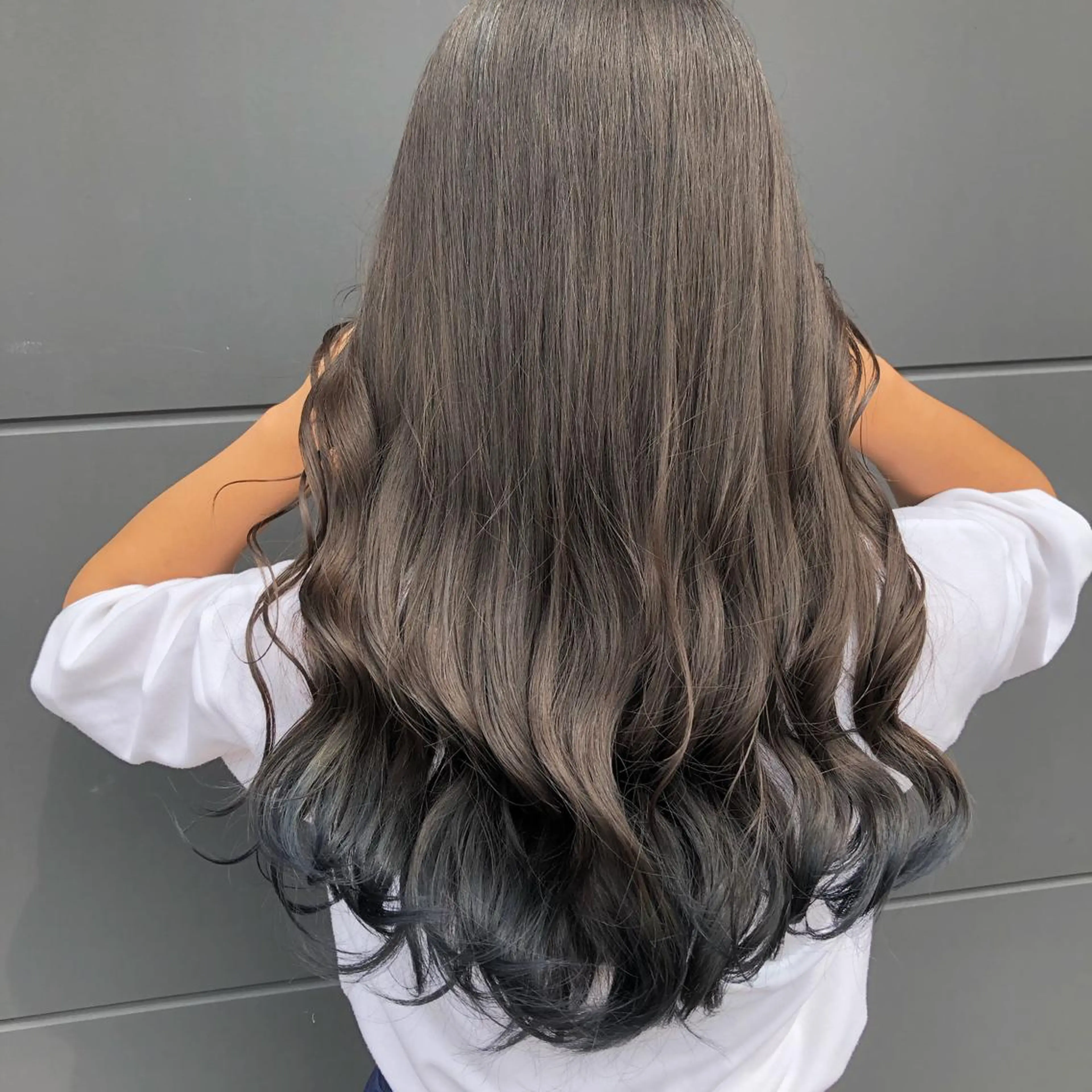 ロング カラー ヘアアレンジ 吉野 優子のマツエク・マツパデザイン