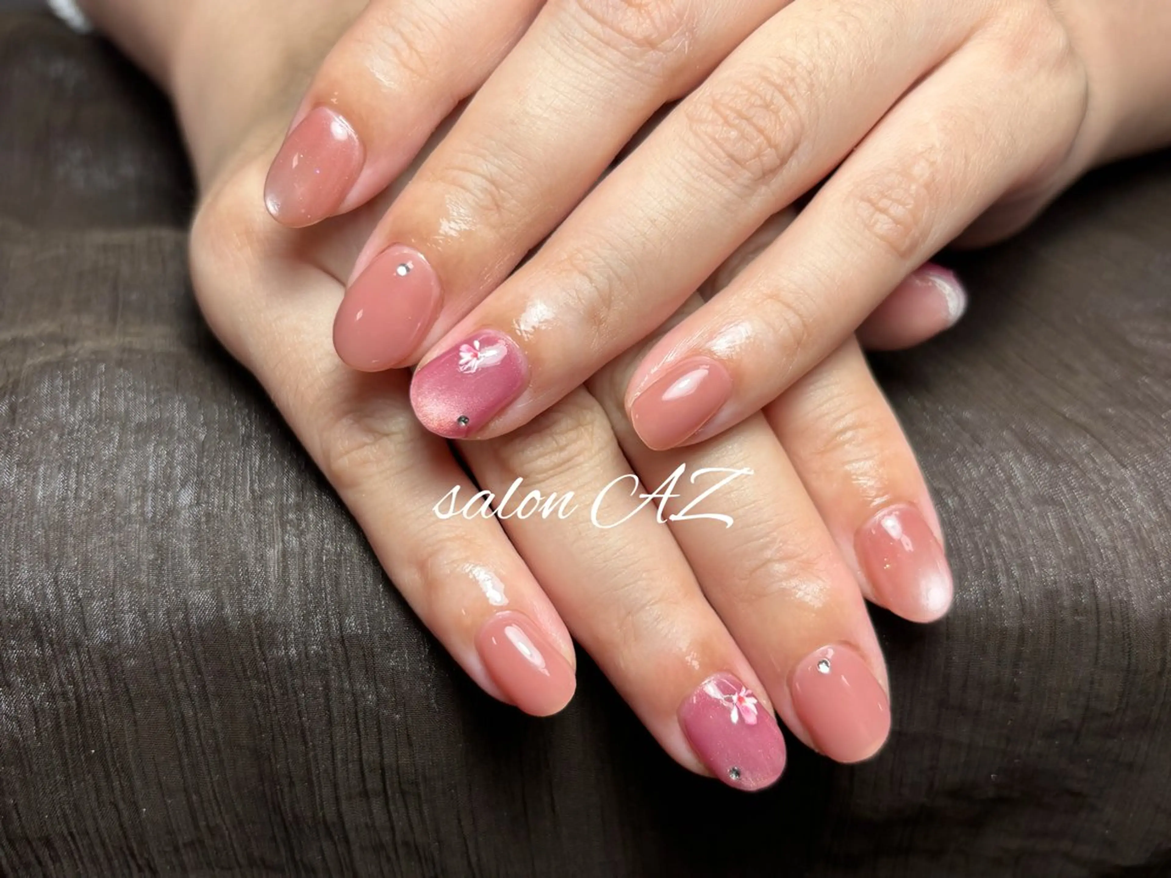 ネイル アートネイル 長さ出し フットネイル フレンチネイル ジェルネイル salon AZのネイルデザイン