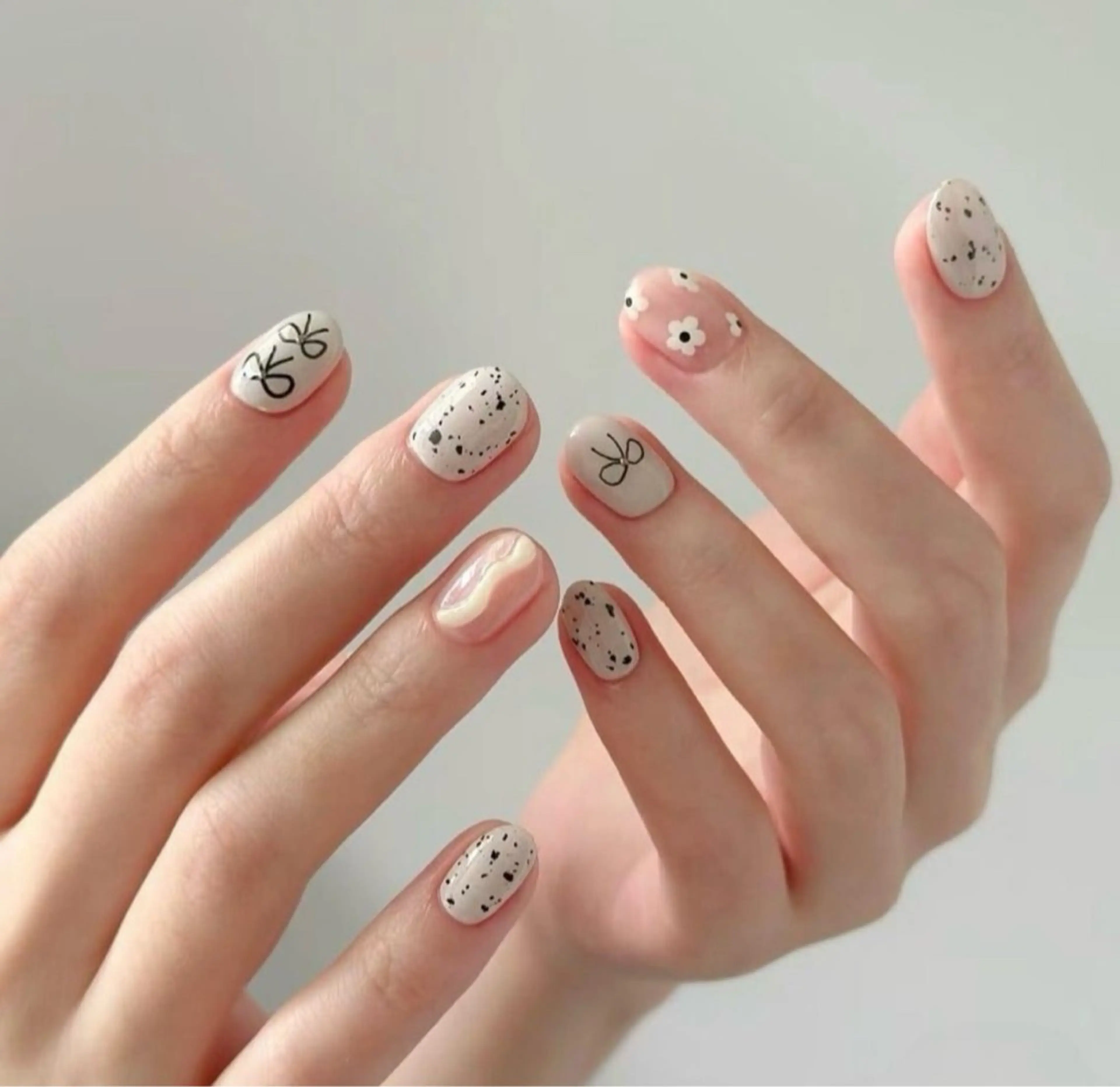 ネイル ハンドネイル Luna nailsのネイルデザイン