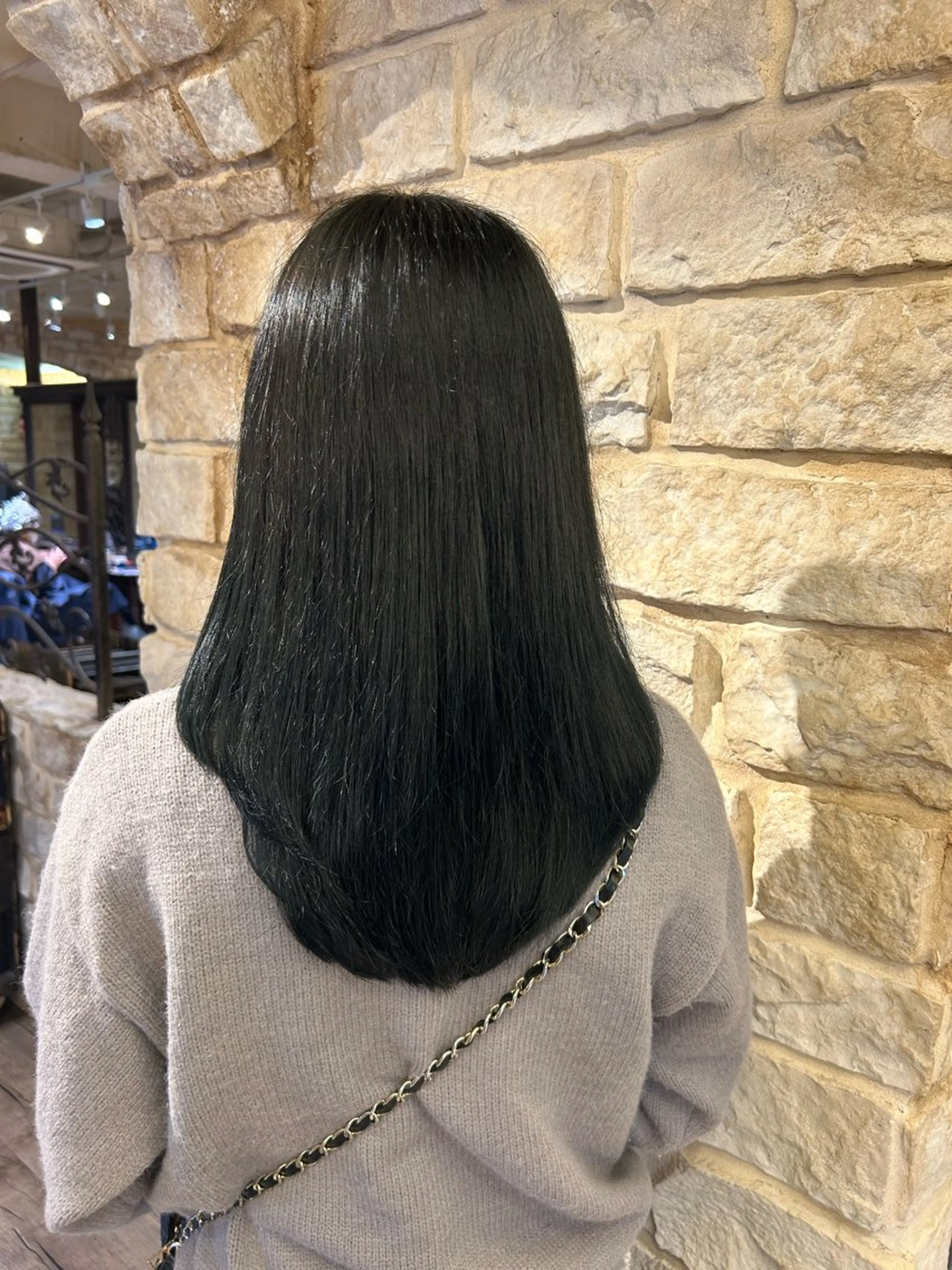 カラー 黒髪 ブルーカラー ブルーブラック イルミナカラー 玉寄 きらのヘアスタイル