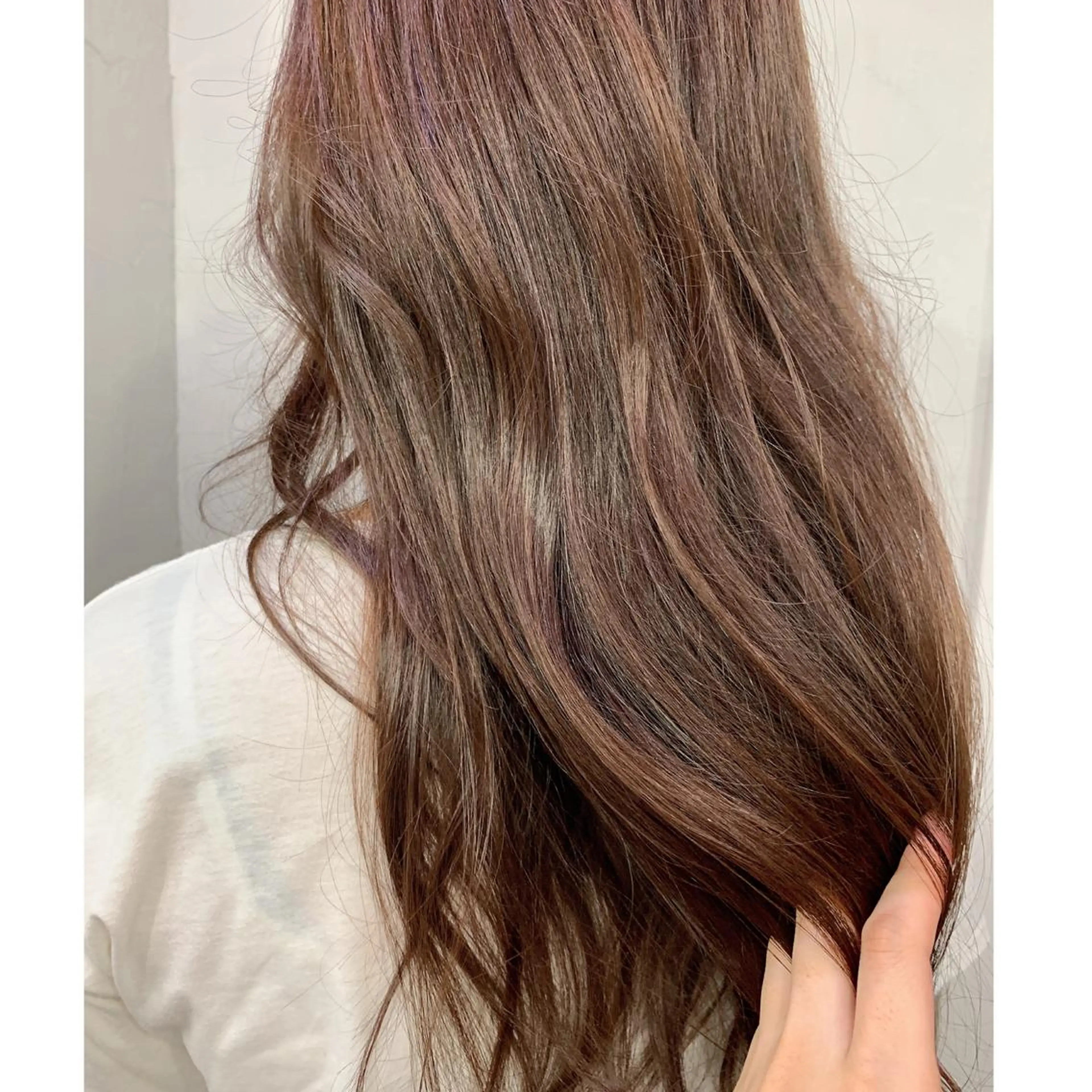 ロング カラー 高木 藍のヘアスタイル