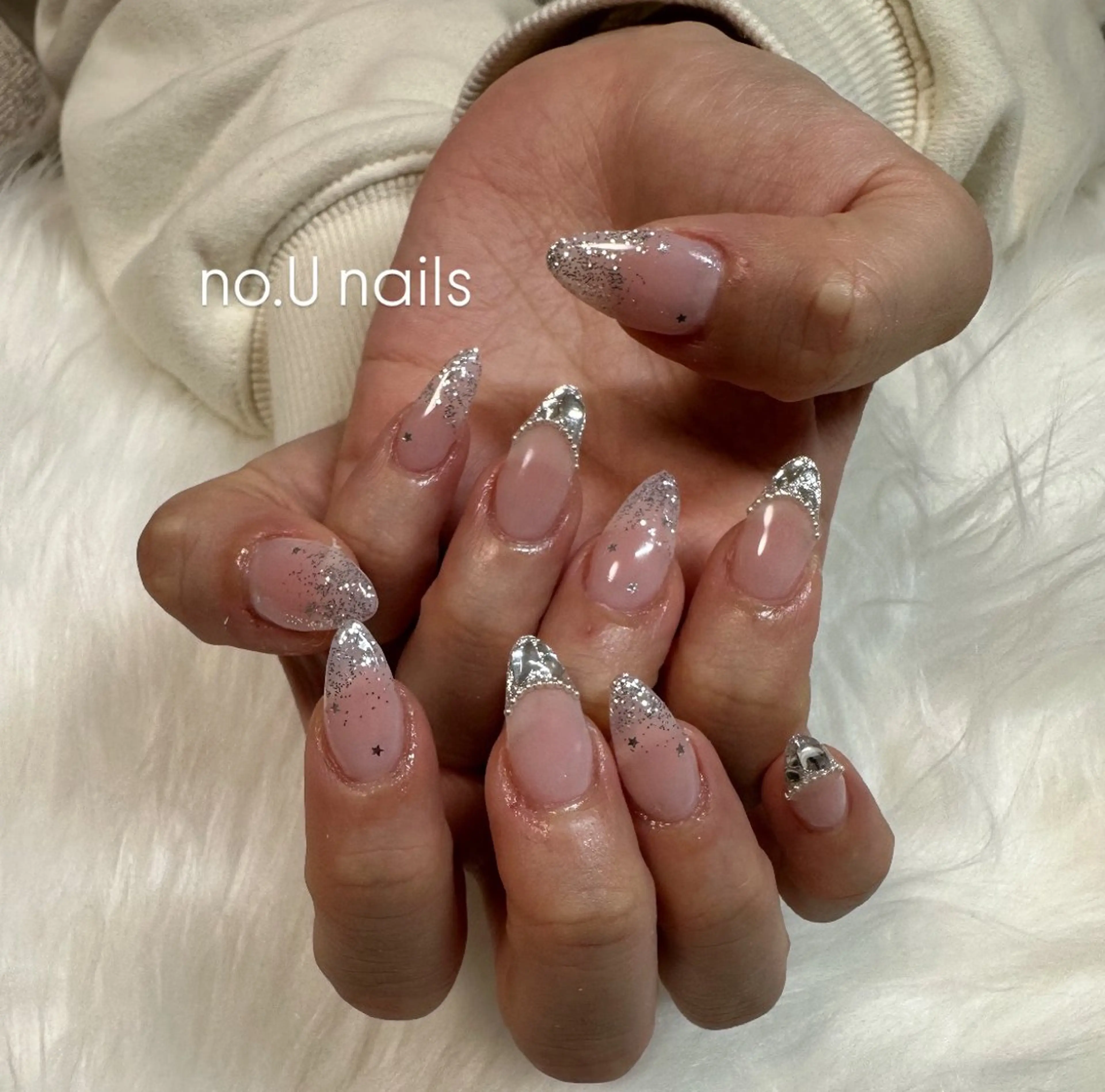 ネイル フラッシュネイル フレンチネイル ガラスフレンチ グラデーション 韓国ネイル no.U nailsのネイルデザイン