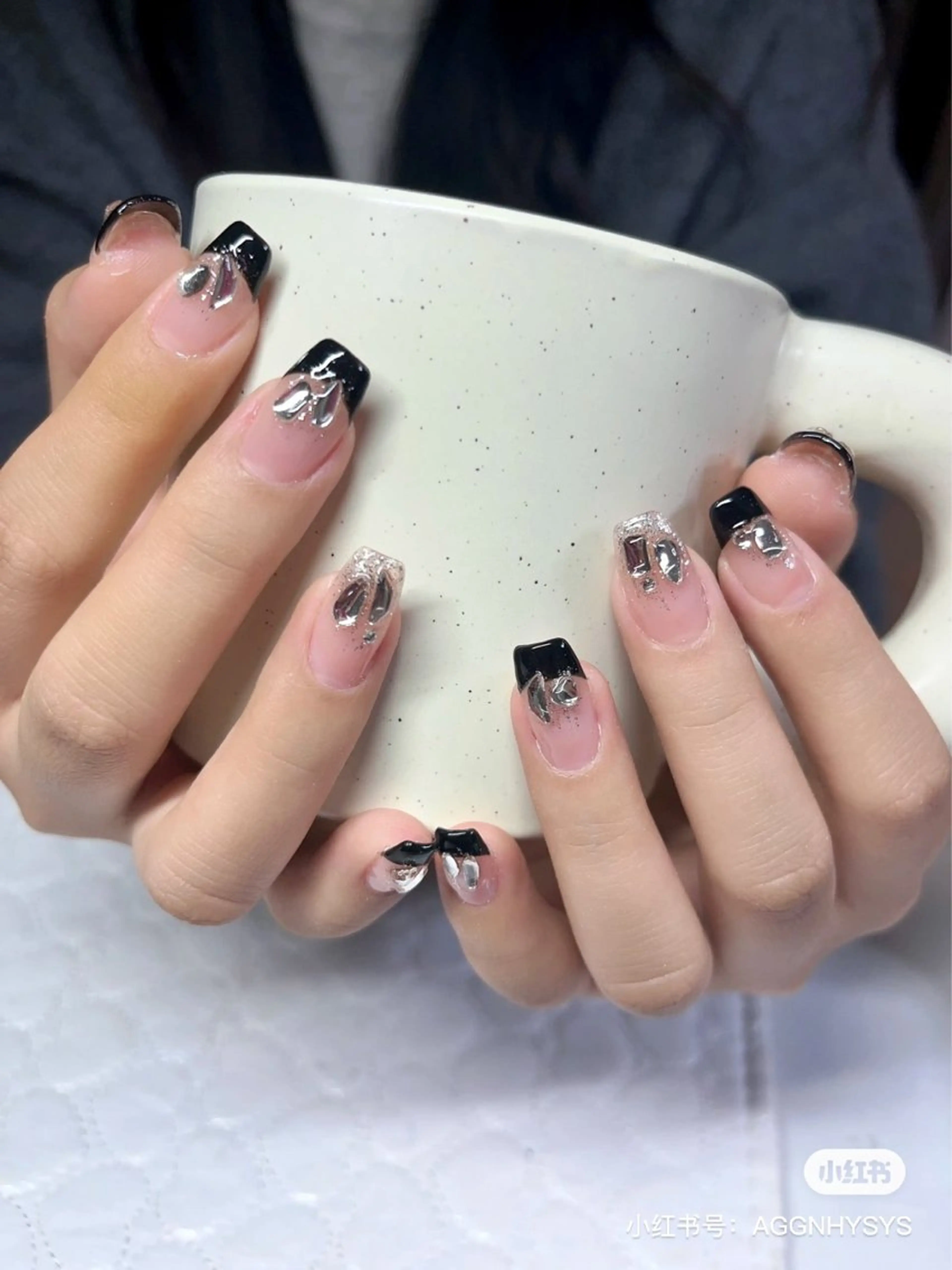 ネイル 💅E•U•B NAIL🌹所属・横浜市中区曙町 ネイルE·U·Bのネイルデザイン