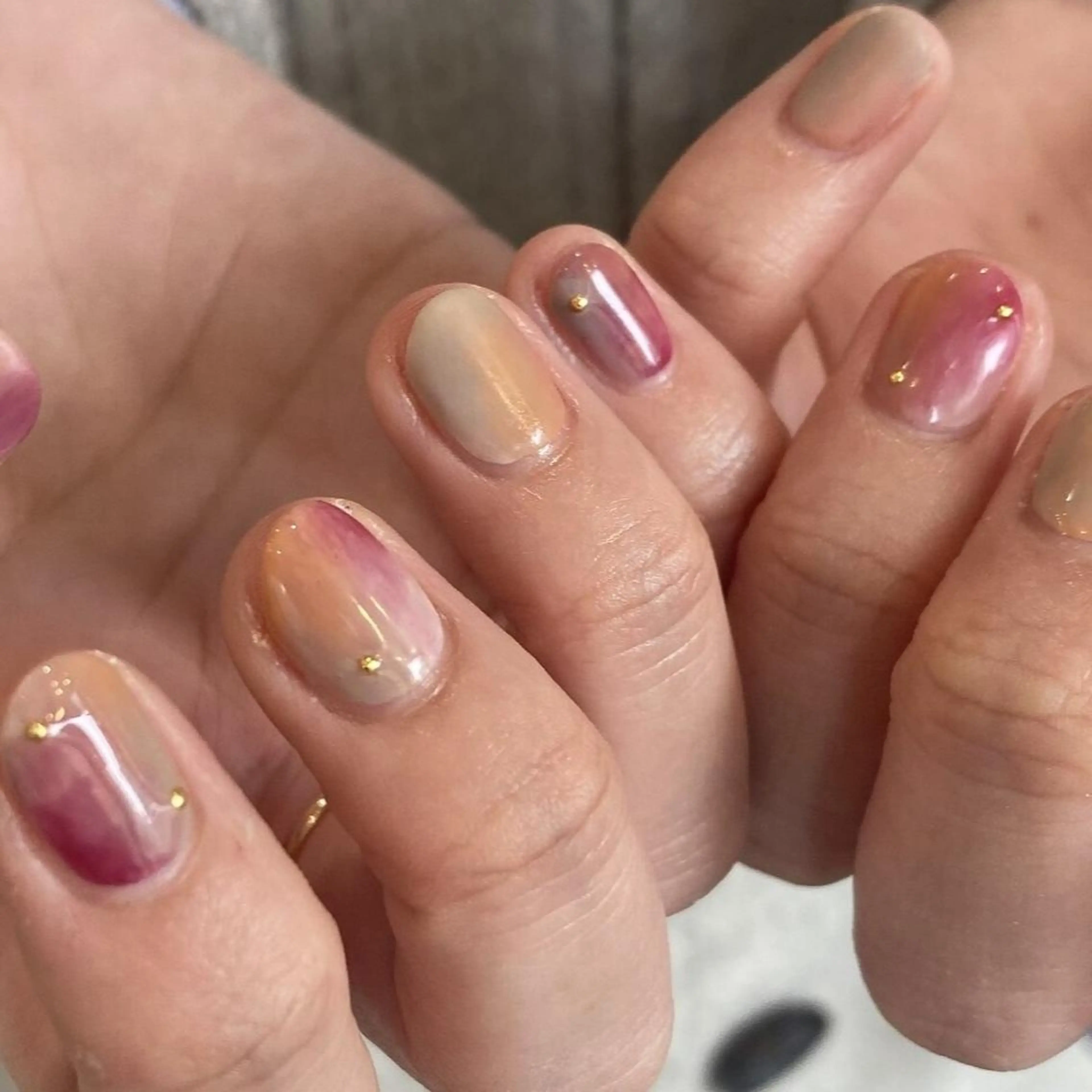 ネイル アートネイル クリアネイル フレンチネイル ジェルネイル ガラスフレンチ 【パラジェル認定】 newiネイル京橋のネイルデザイン