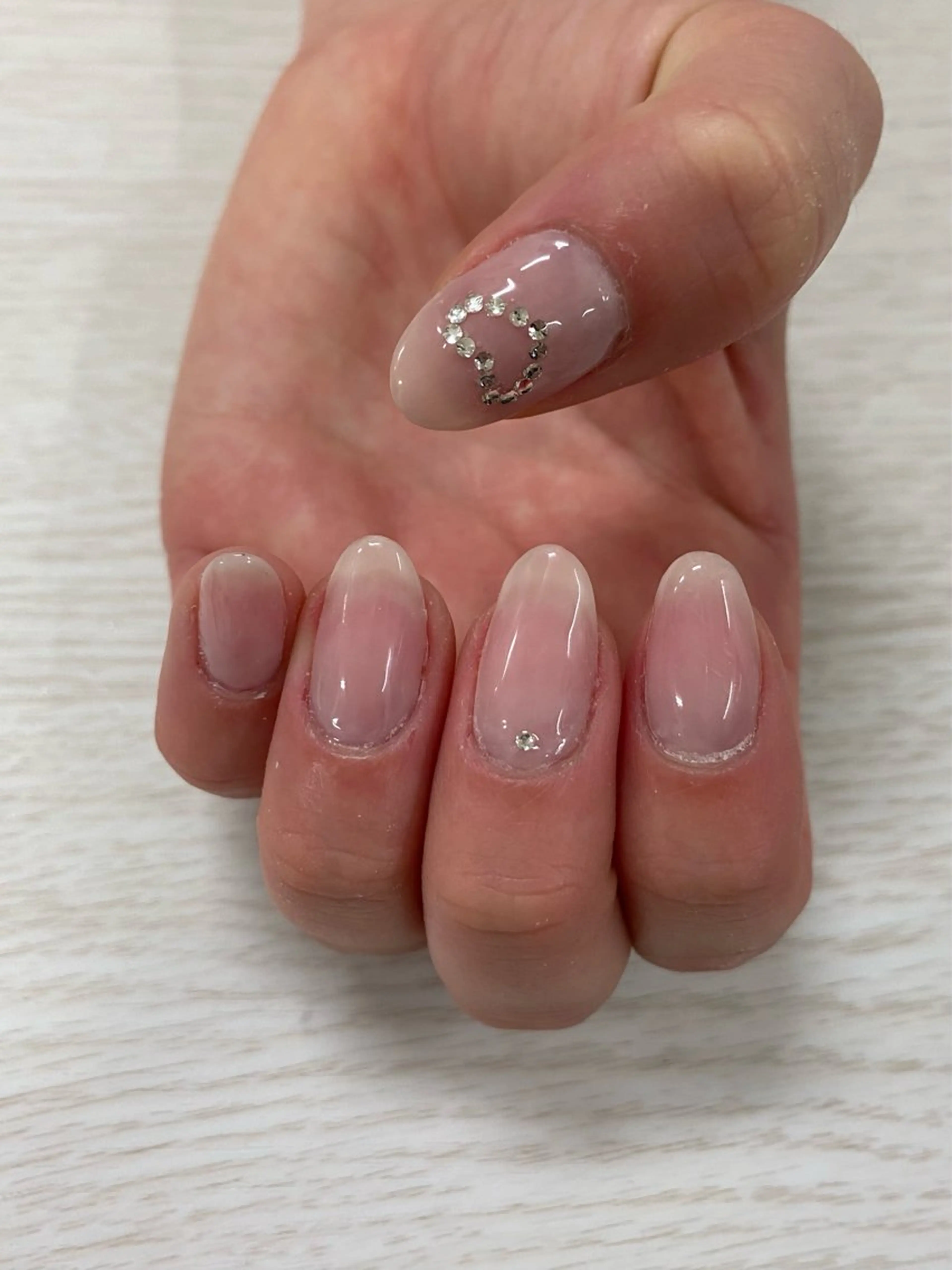 ネイル TRU 桃子のネイルデザイン