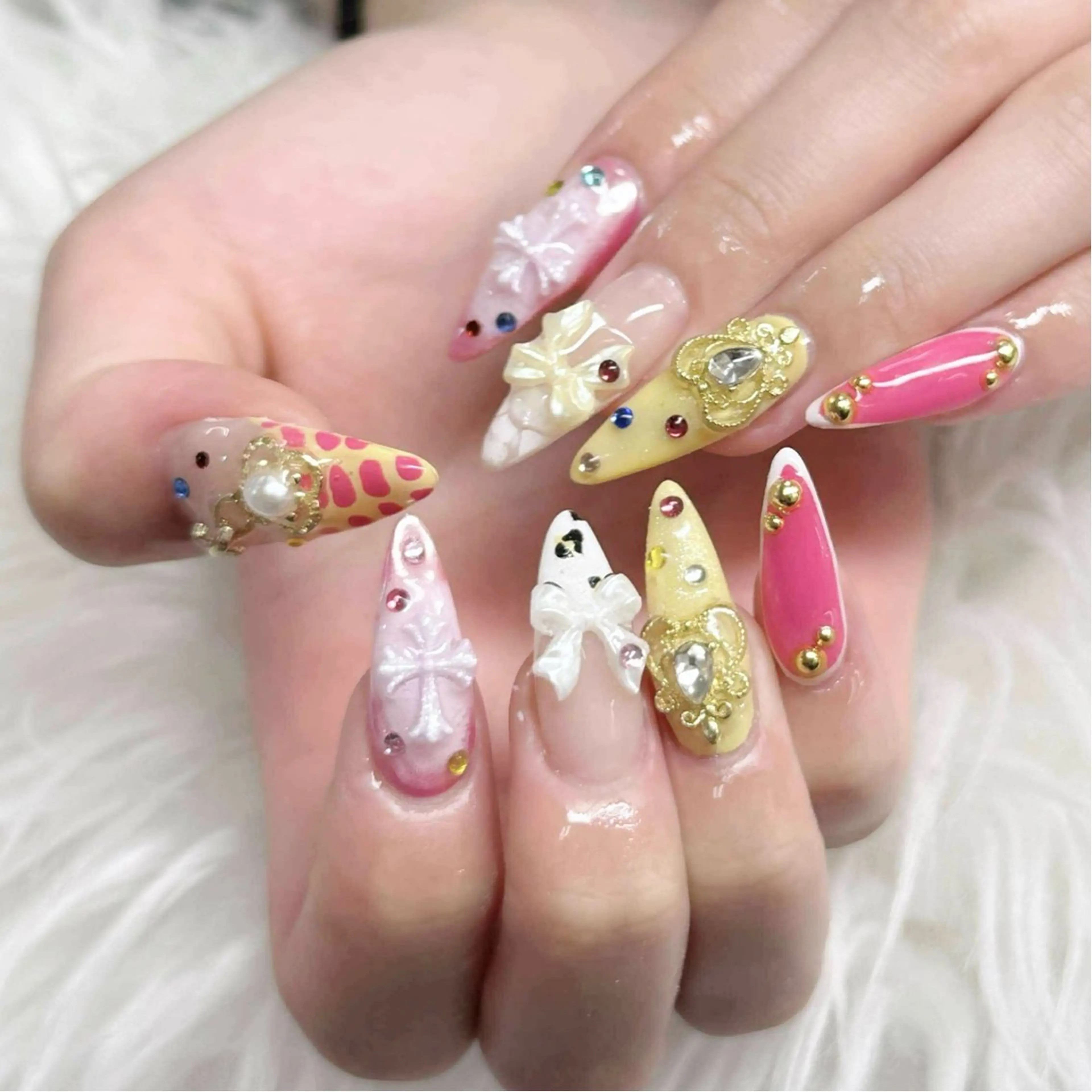 ネイル チークネイル 長さ出し フットネイル マグネットネイル 持ち込み ハンドネイル ANH NAIL ゴテゴテ専門店💎のネイルデザイン
