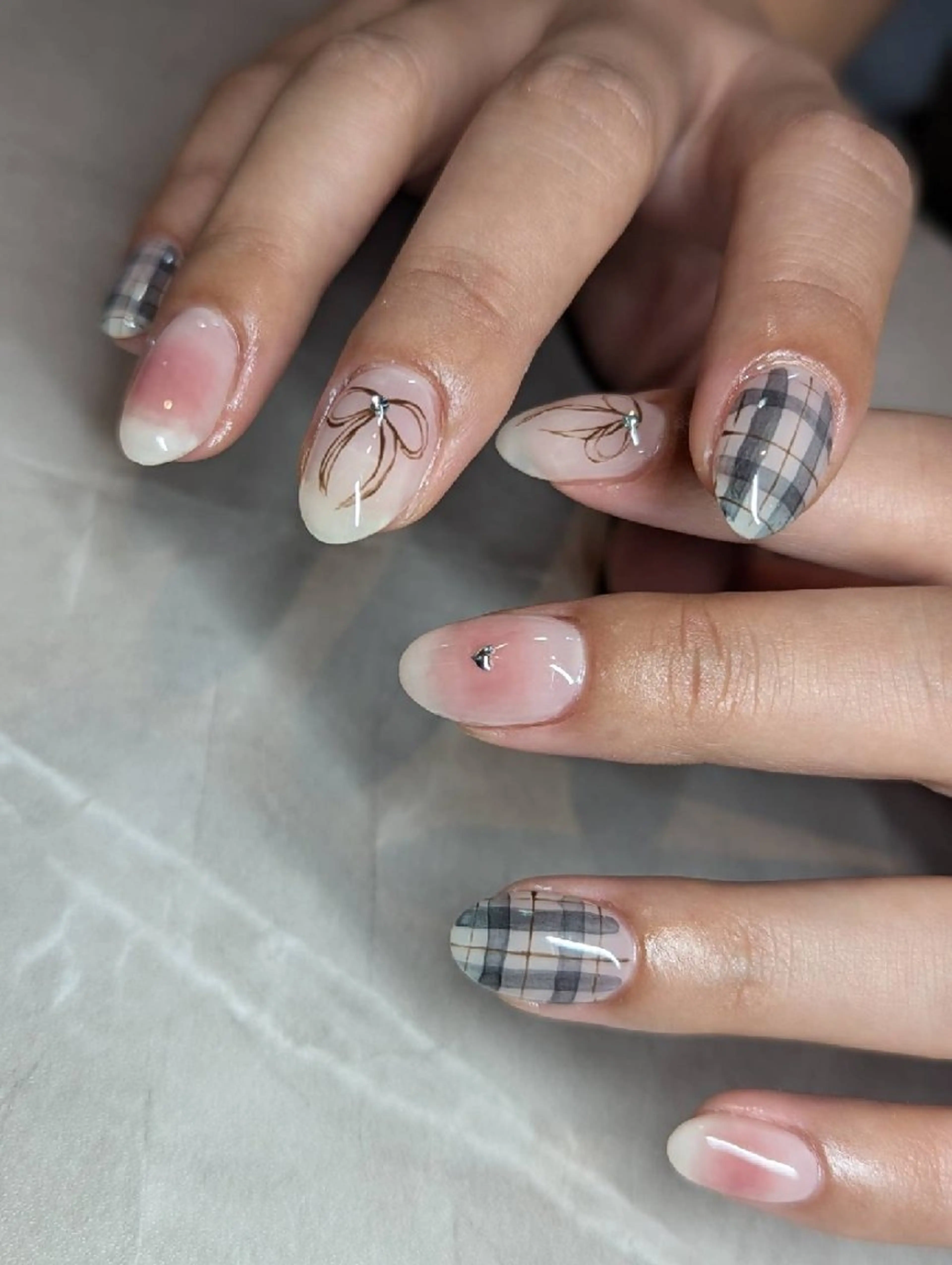 ネイル ハンドネイル Nailsalon BEeR。のネイルデザイン