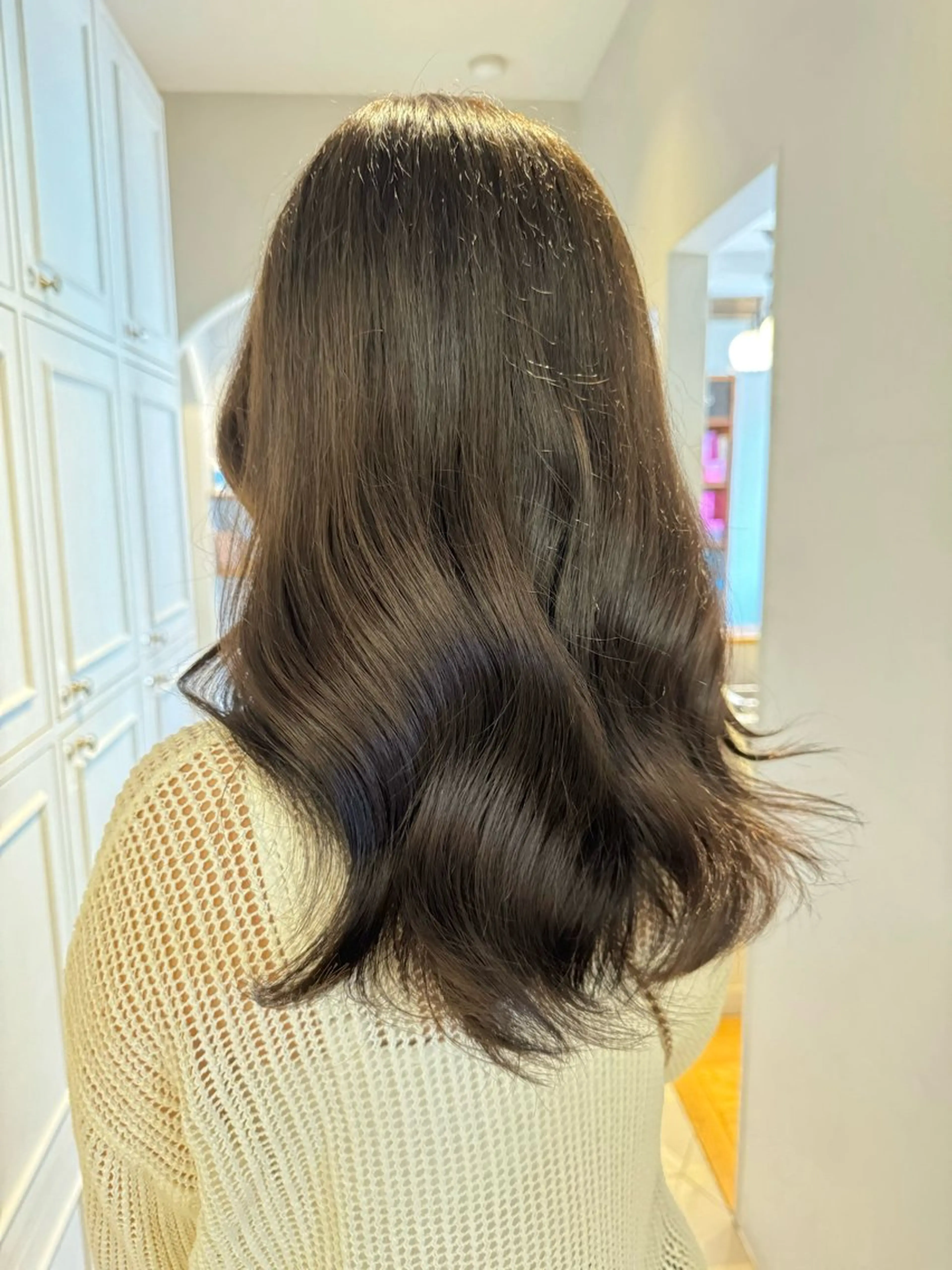 カラー ヘアカラー トリートメント 透明感ある艶カラー / KAKOのヘアスタイル