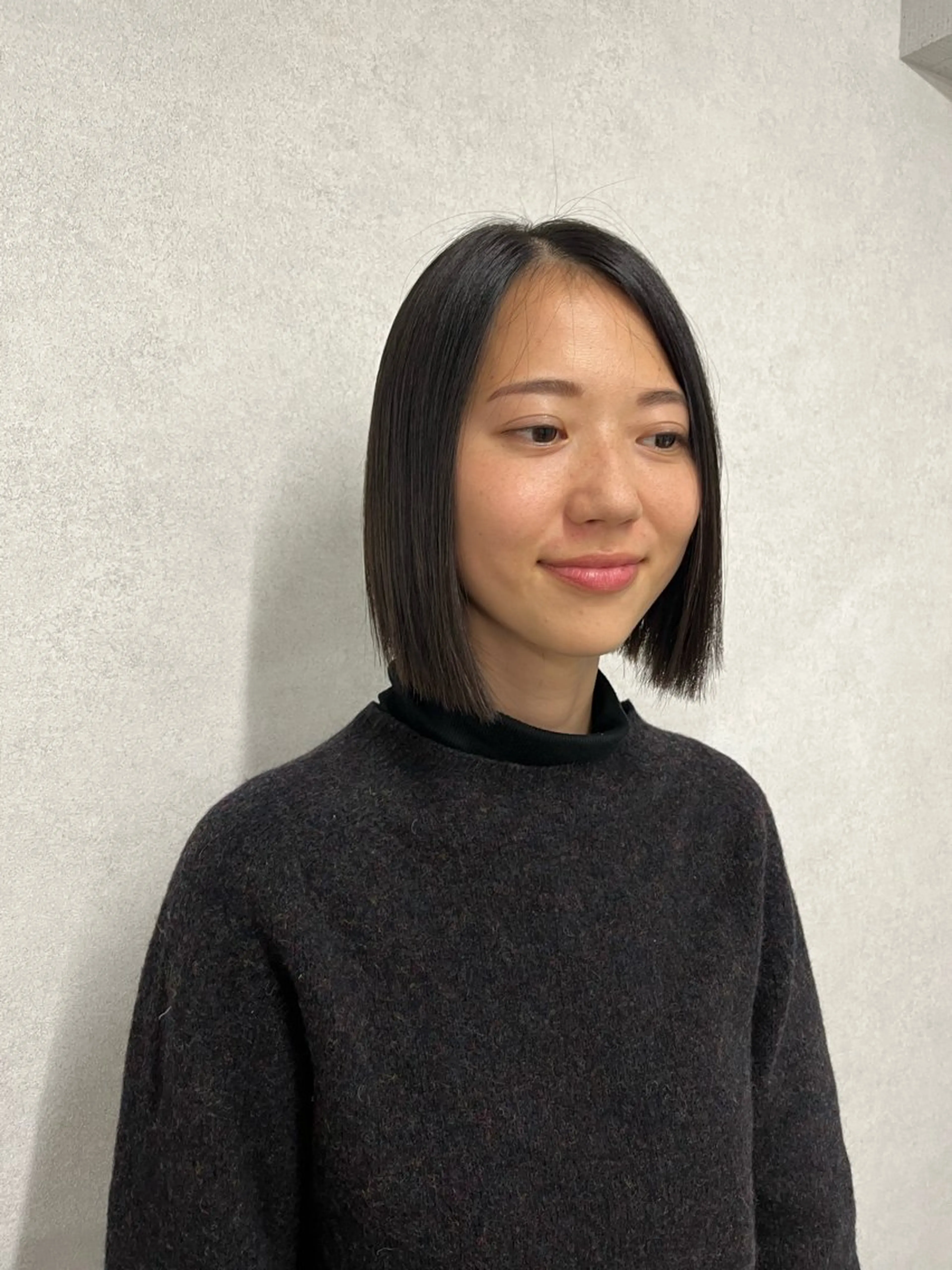 ミディアム anon Loemのヘアスタイル