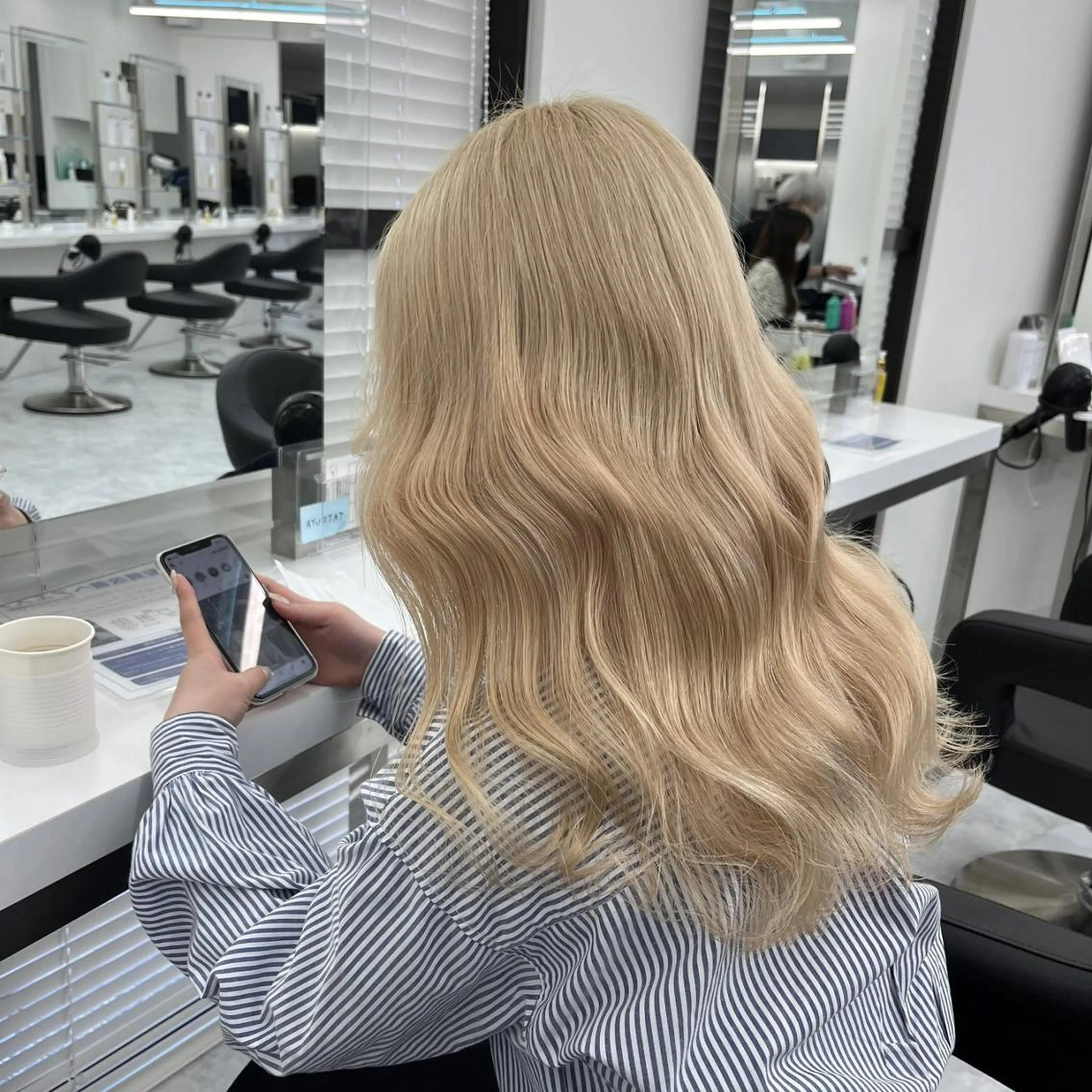 ロング カラー カット ヘアカラー トリートメント ヘッドスパ ヘアセット 🤍ベージュ×艶髪 🤍Ryuta🤍のヘアスタイル