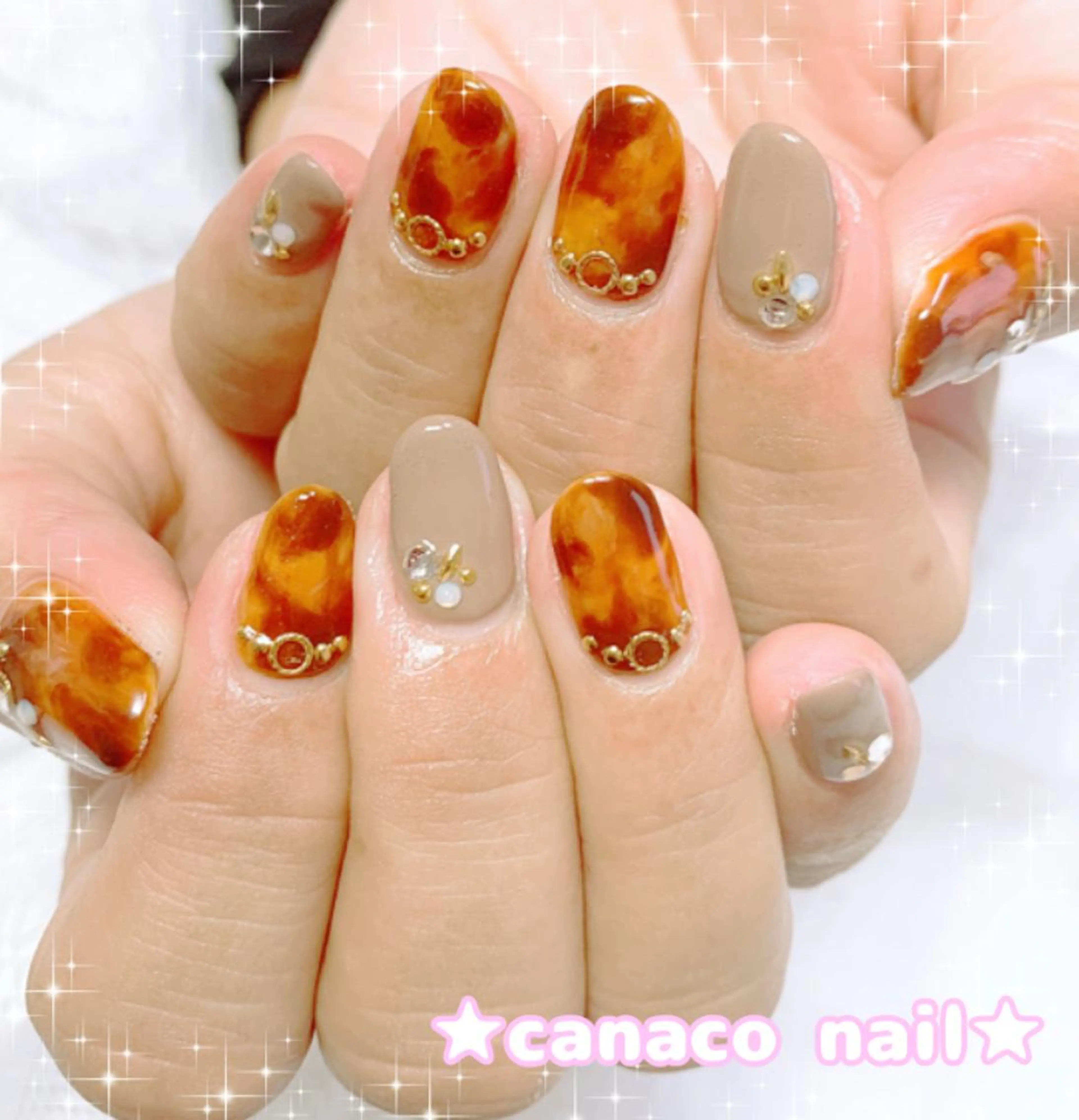 ネイル アートネイル べっ甲ネイル ハンドネイル ハンドケア Felice所属・ベテランネイル cnc  nailのネイルデザイン