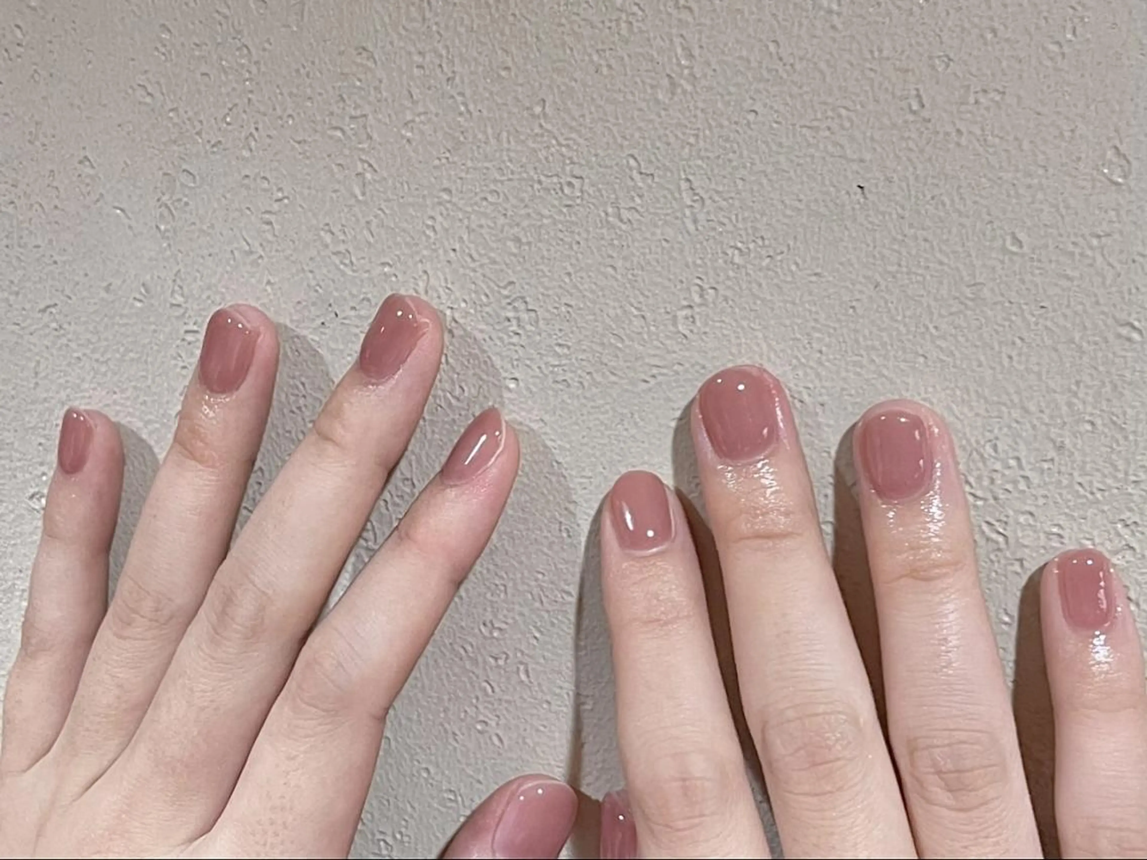 ネイル ハンドネイル ki🍒🍒 ki ツルツルネイルのネイルデザイン