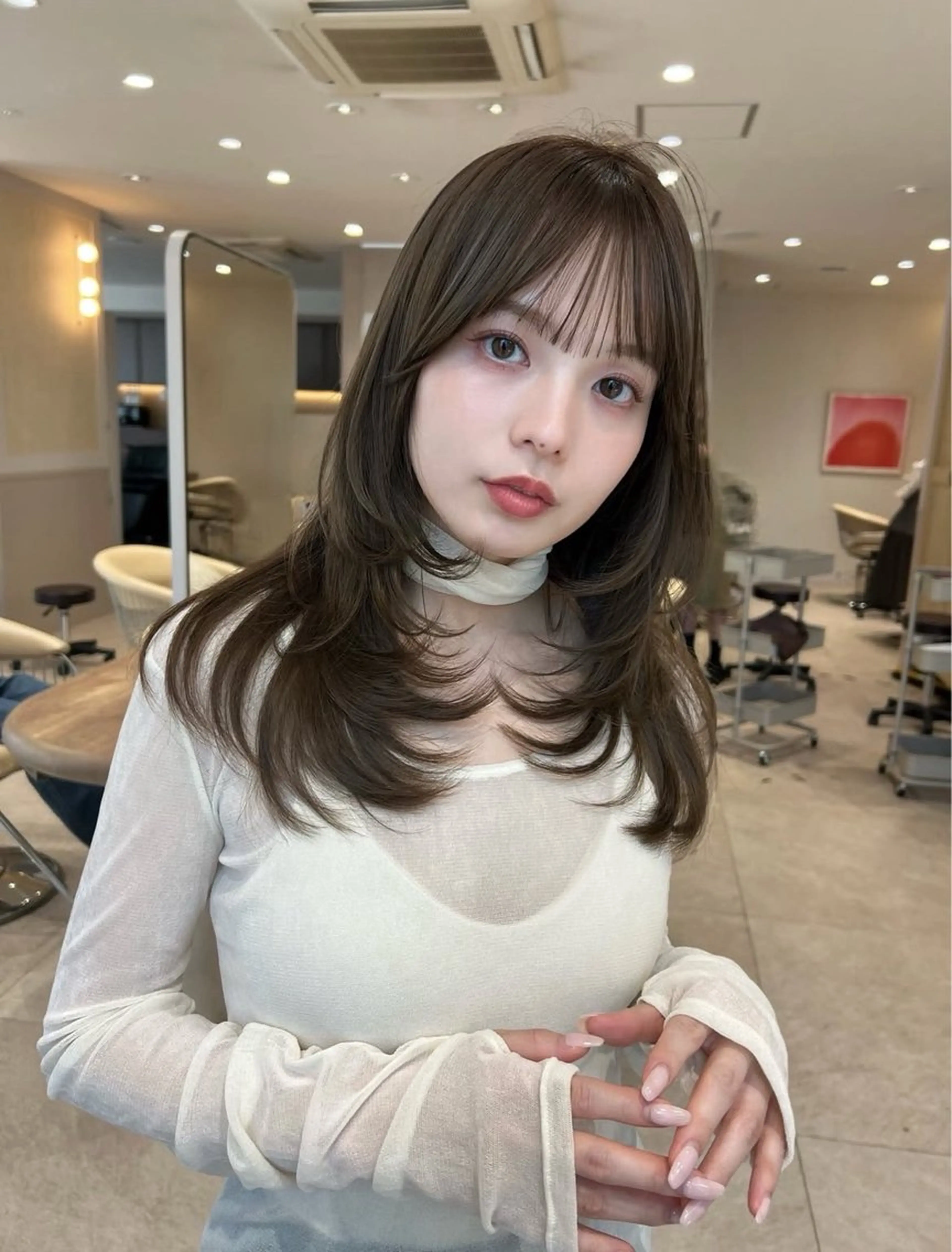 セミロング 学生 韓国風ヘア おくれ毛 小顔カット HOUSE所属・🏆5年連続BEST SALON受賞店🏆のヘアスタイル