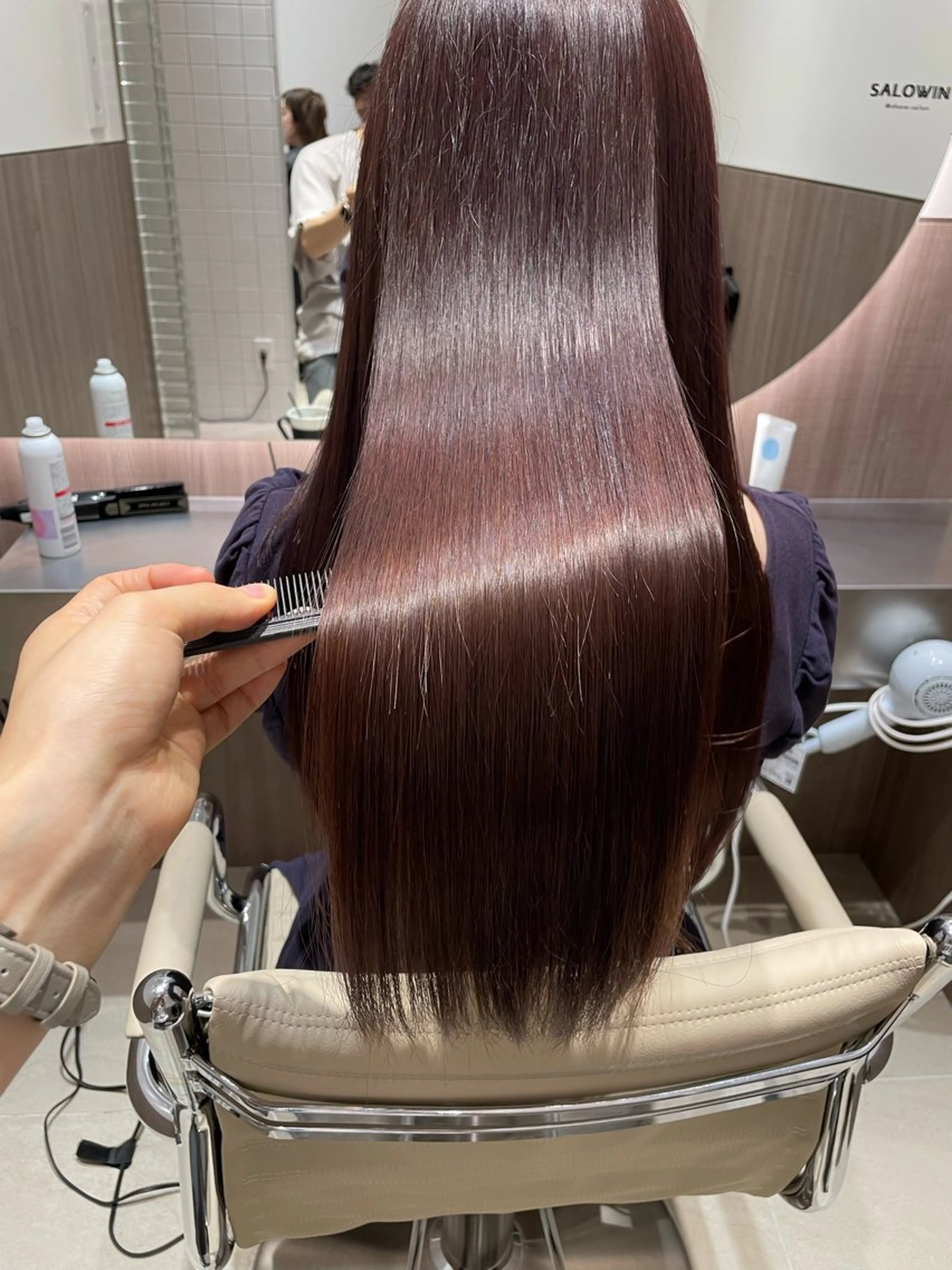 ロング カラー ヘアカラー トリートメント 韓国ヘア🤍顔周り/ 髪質改善✨/林遼一郎のヘアスタイル