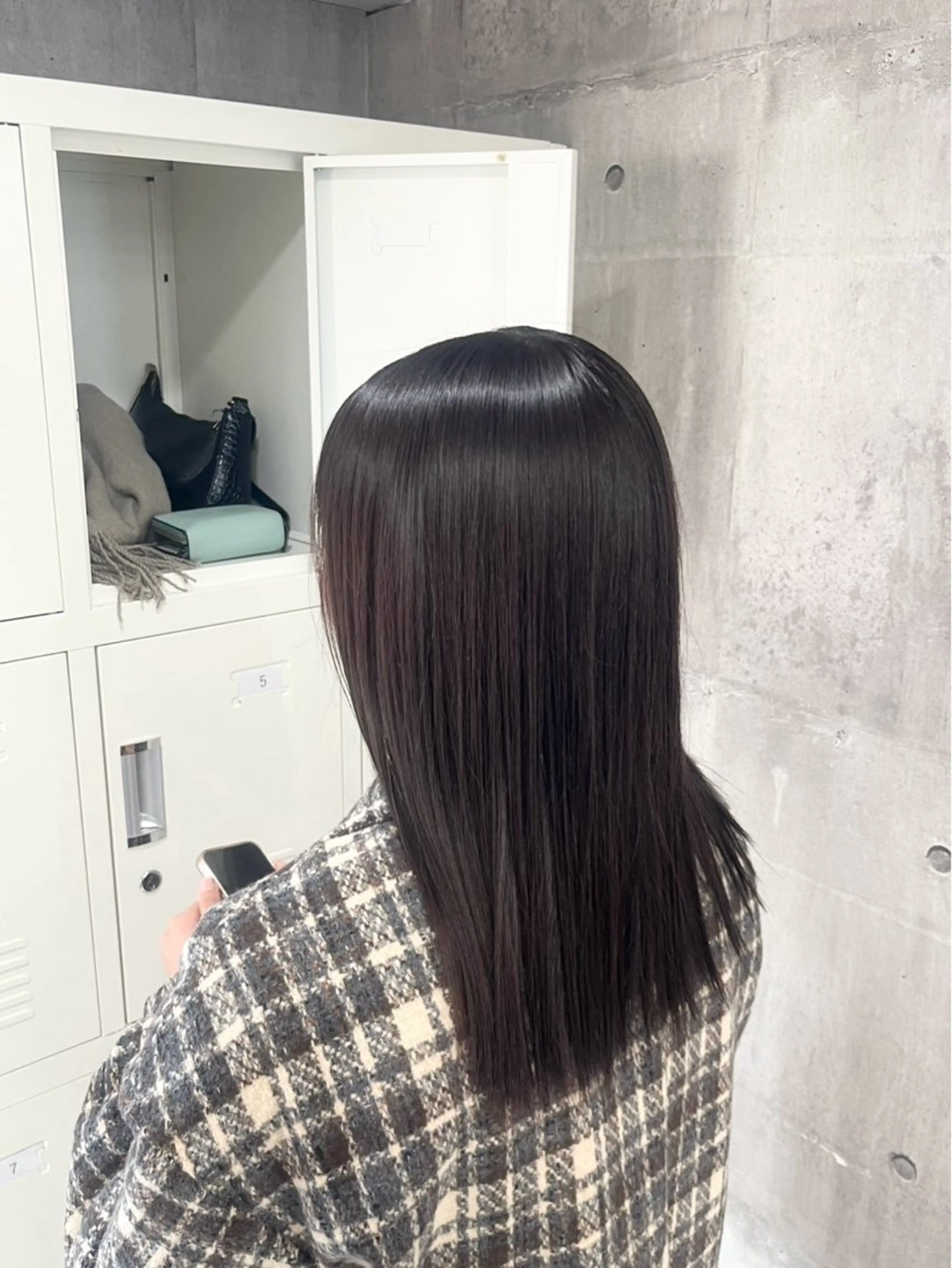 【🎗️人気Ｎｏ．3🎗️】ワンカラー➕カット➕高保湿トリートメント  《赤み消し/艶カラー/透明感カラー🫧》の写真