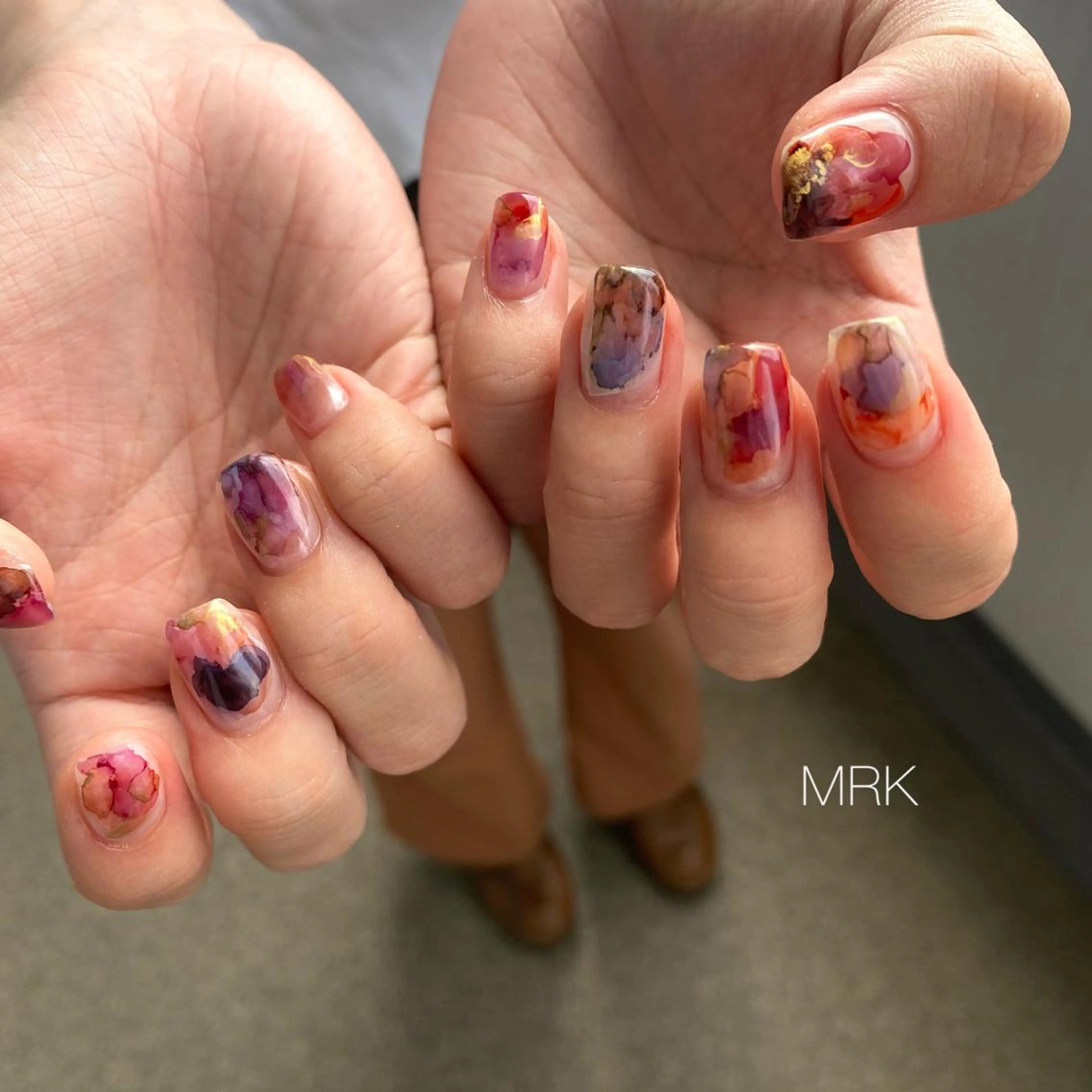 ネイル ミラーネイル ニュアンスネイル ハンドネイル MARUKO nailのネイルデザイン