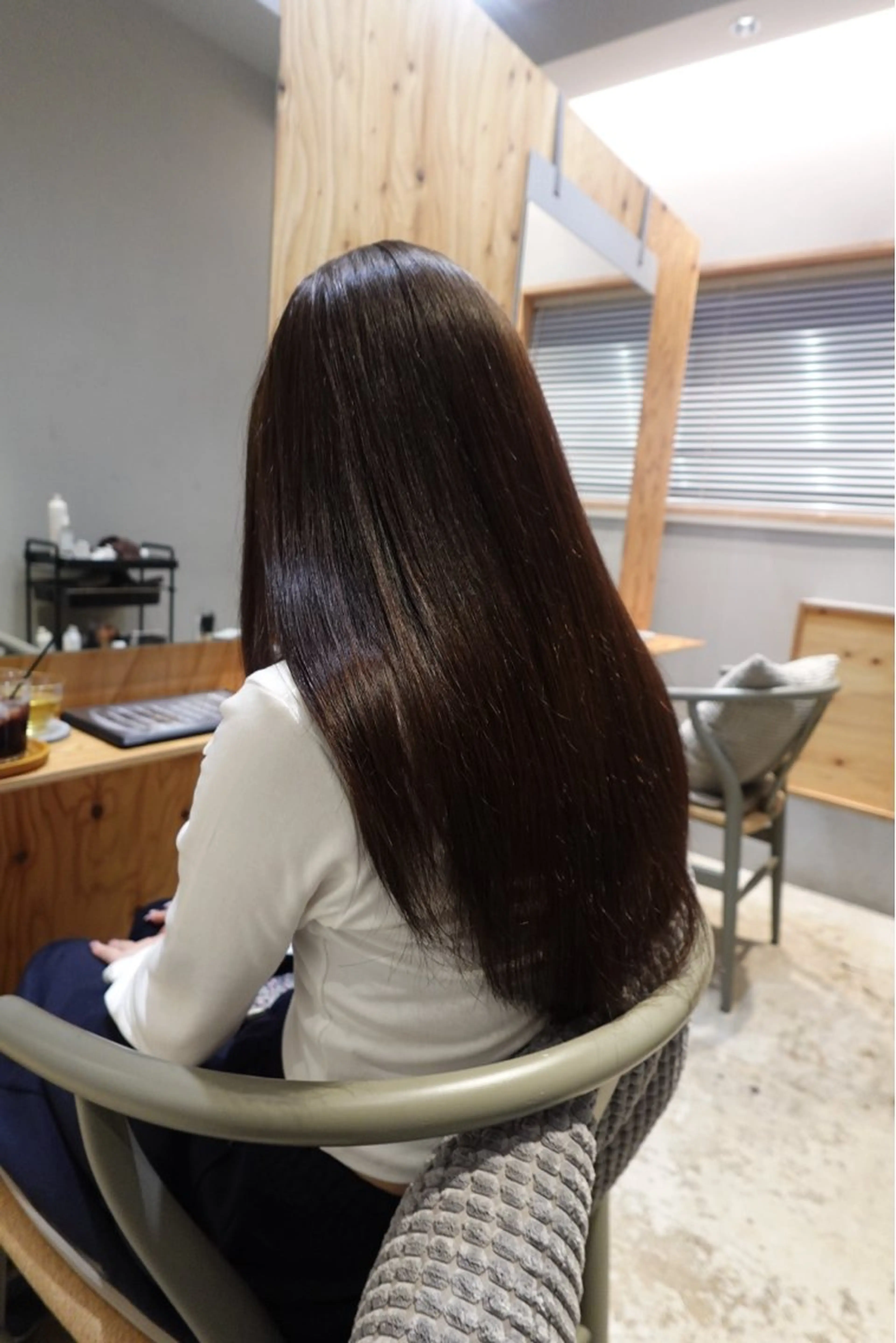 ロング カット ヘアカラー トリートメント 🍁ハイトーンカラー 無料🍁陸来のヘアスタイル