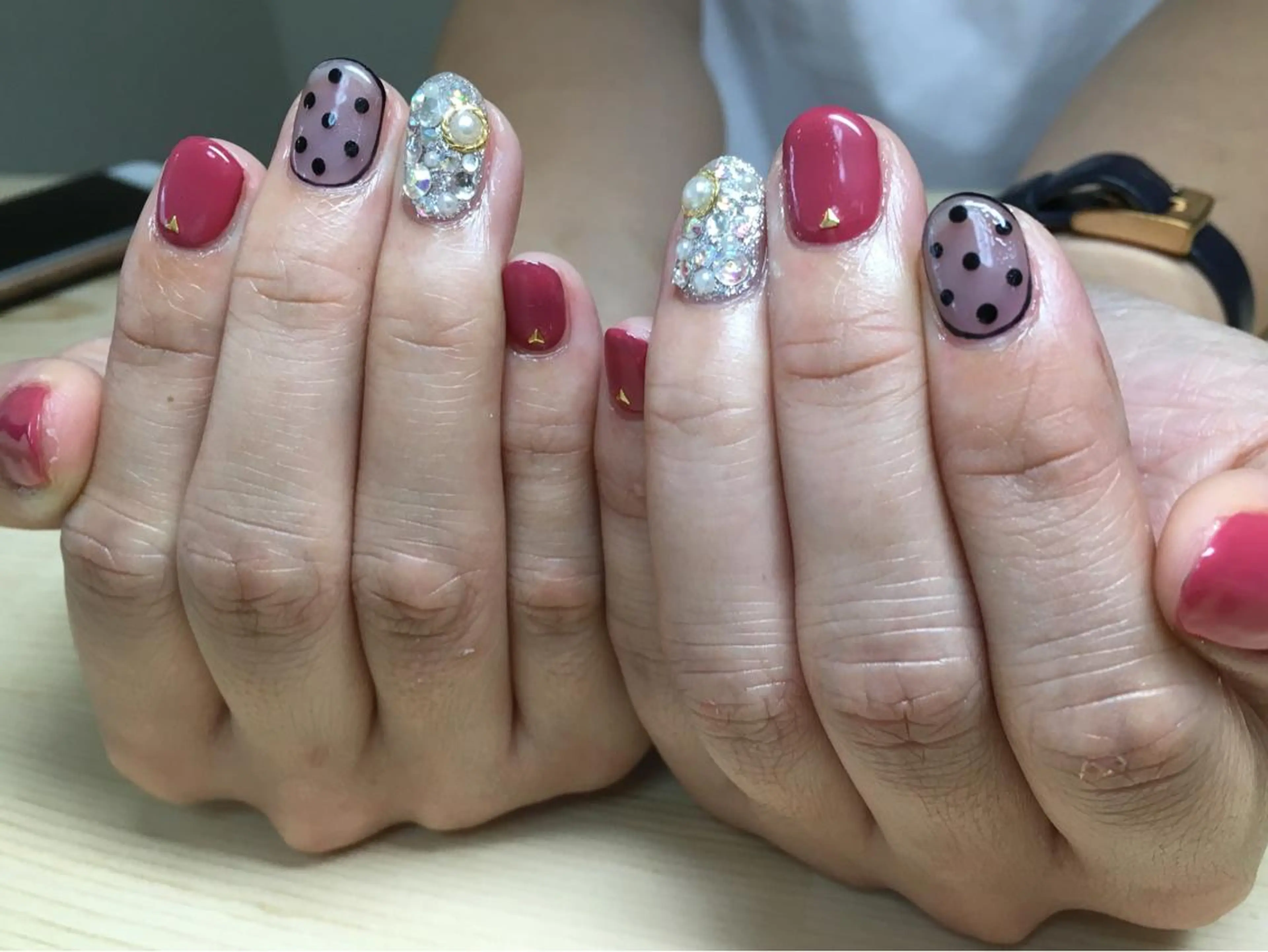 ネイル ストーンネイル CULU -LUのネイルデザイン