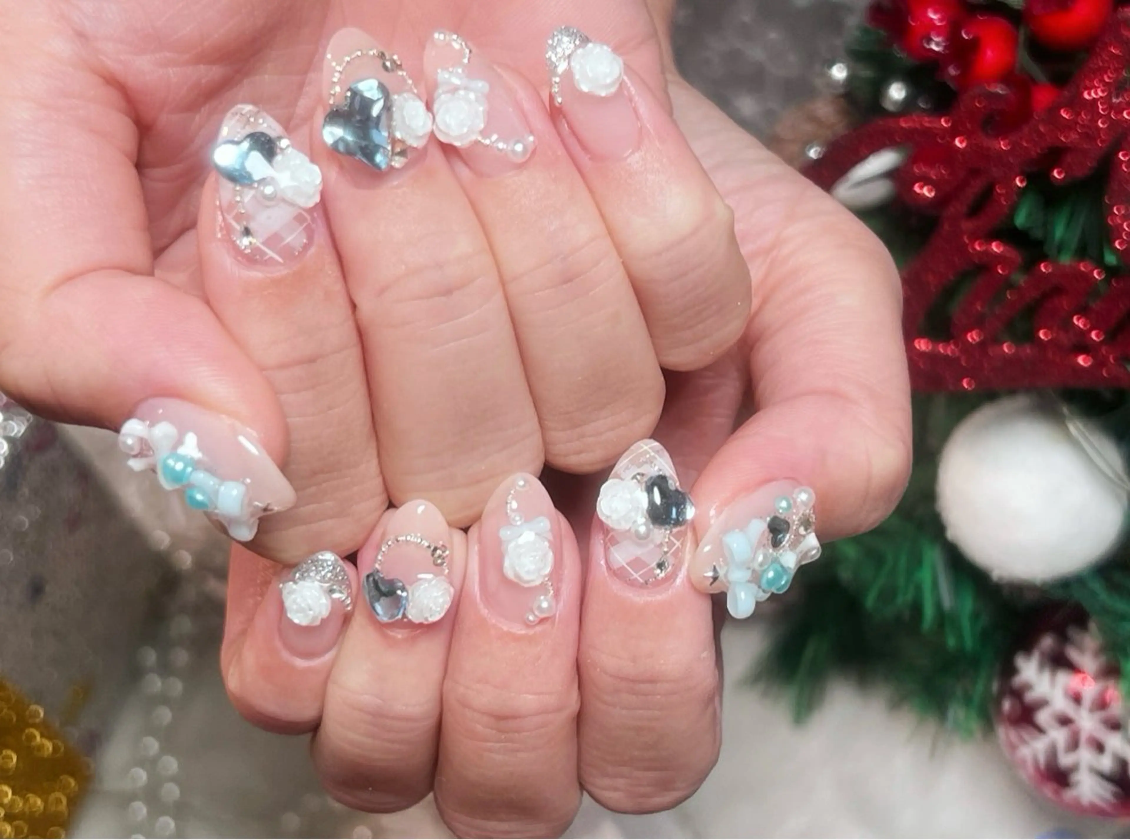ネイル ロングネイル 持ち込み スカルプネイル 冬ネイル クリスマス ハンドネイル Painty所属・Painty nailのネイルデザイン
