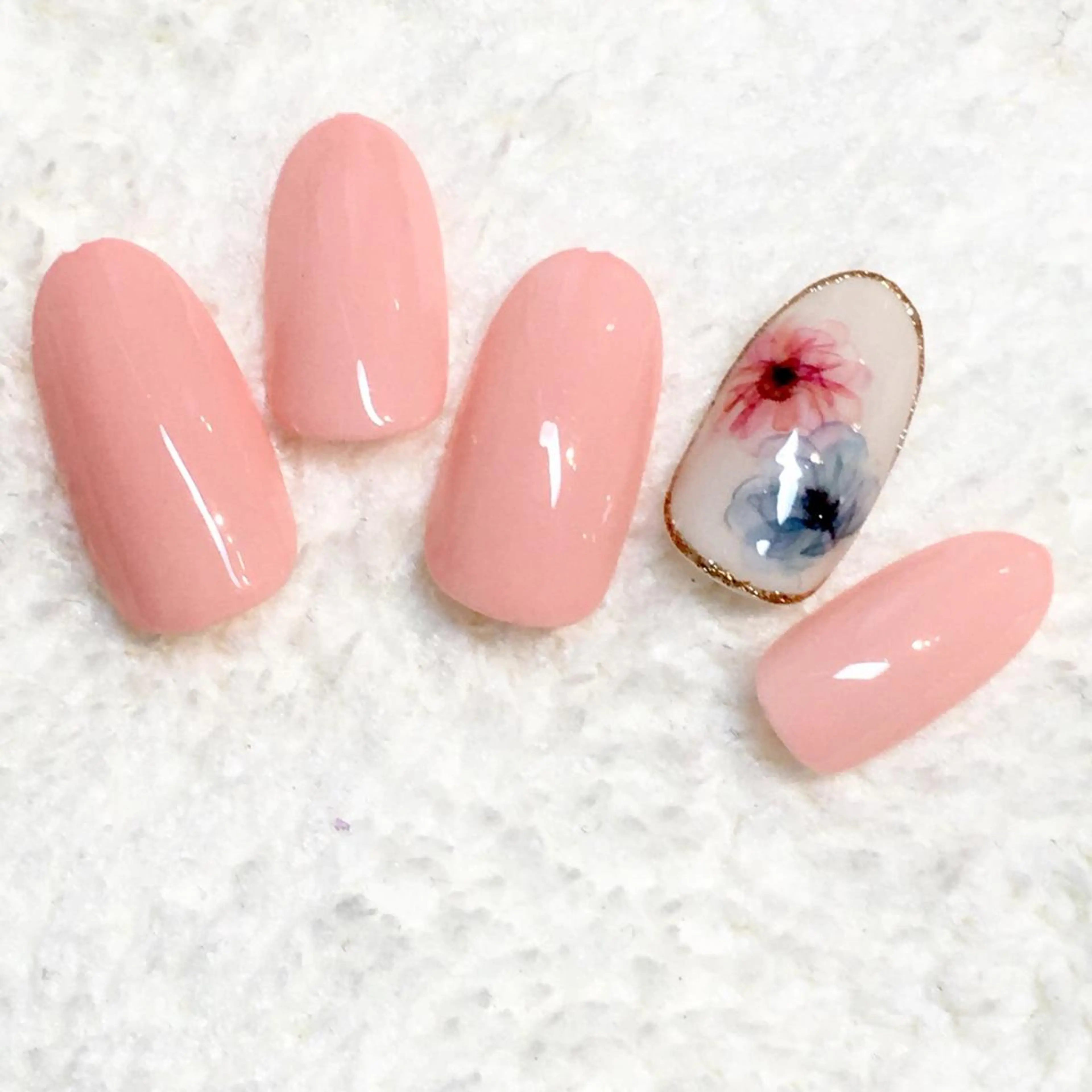 ネイル Aubel.nord_nail所属・Aubel.nord オーベルノールのネイルデザイン