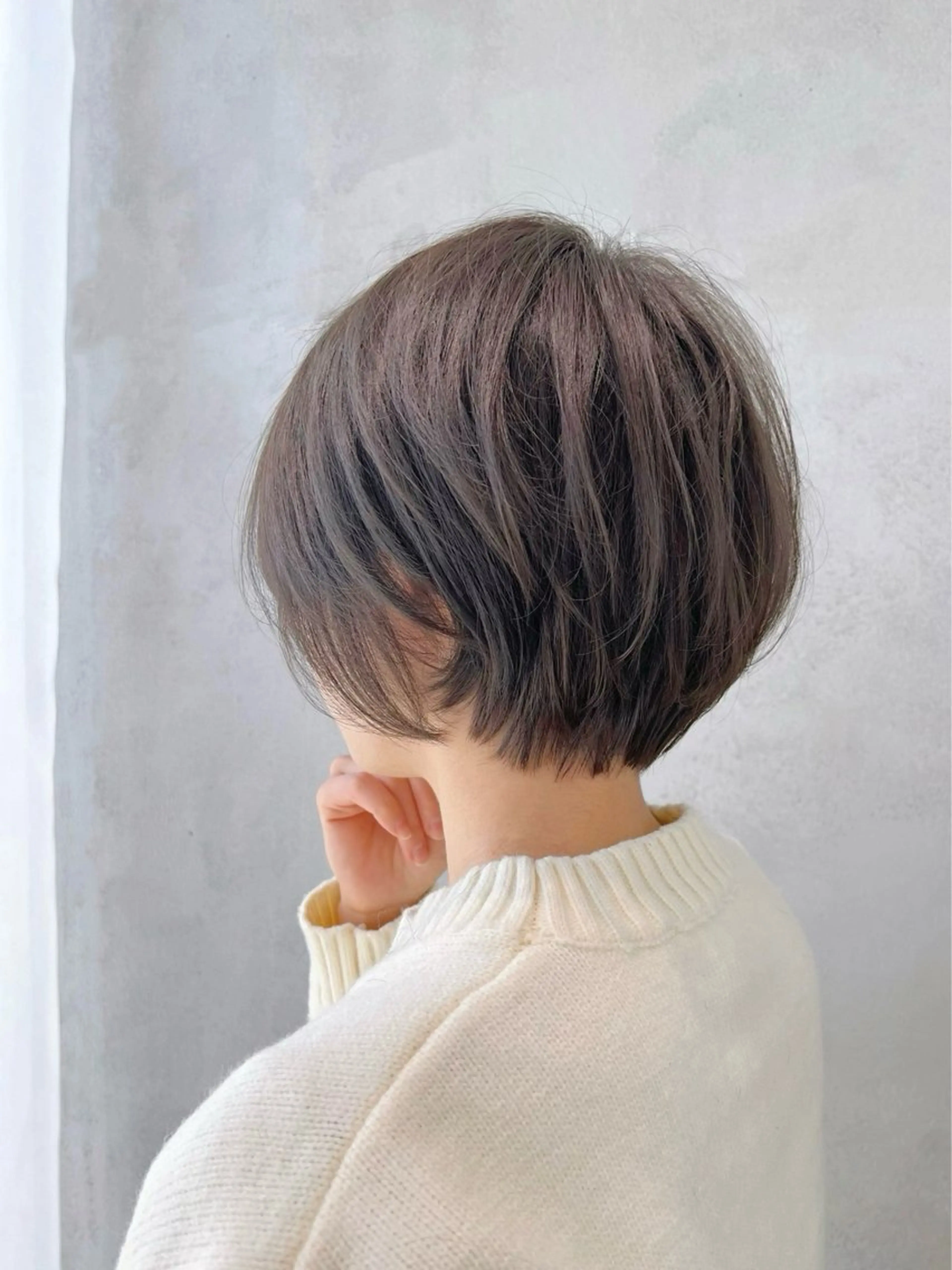 ショート Say.石川葵 ショートボブ前髪のヘアスタイル