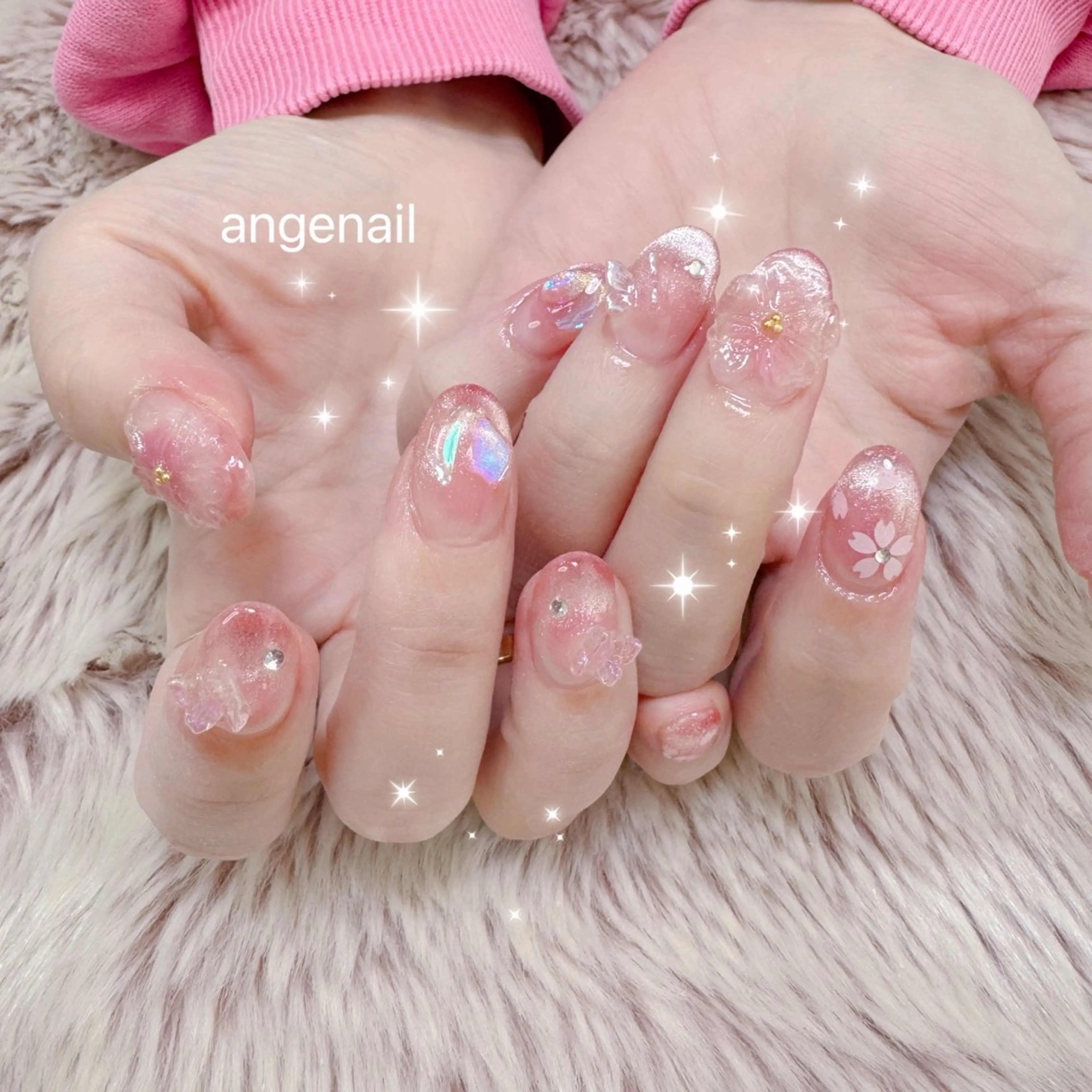 ネイル ハンドネイル オーナーネイリスト MAKIのネイルデザイン