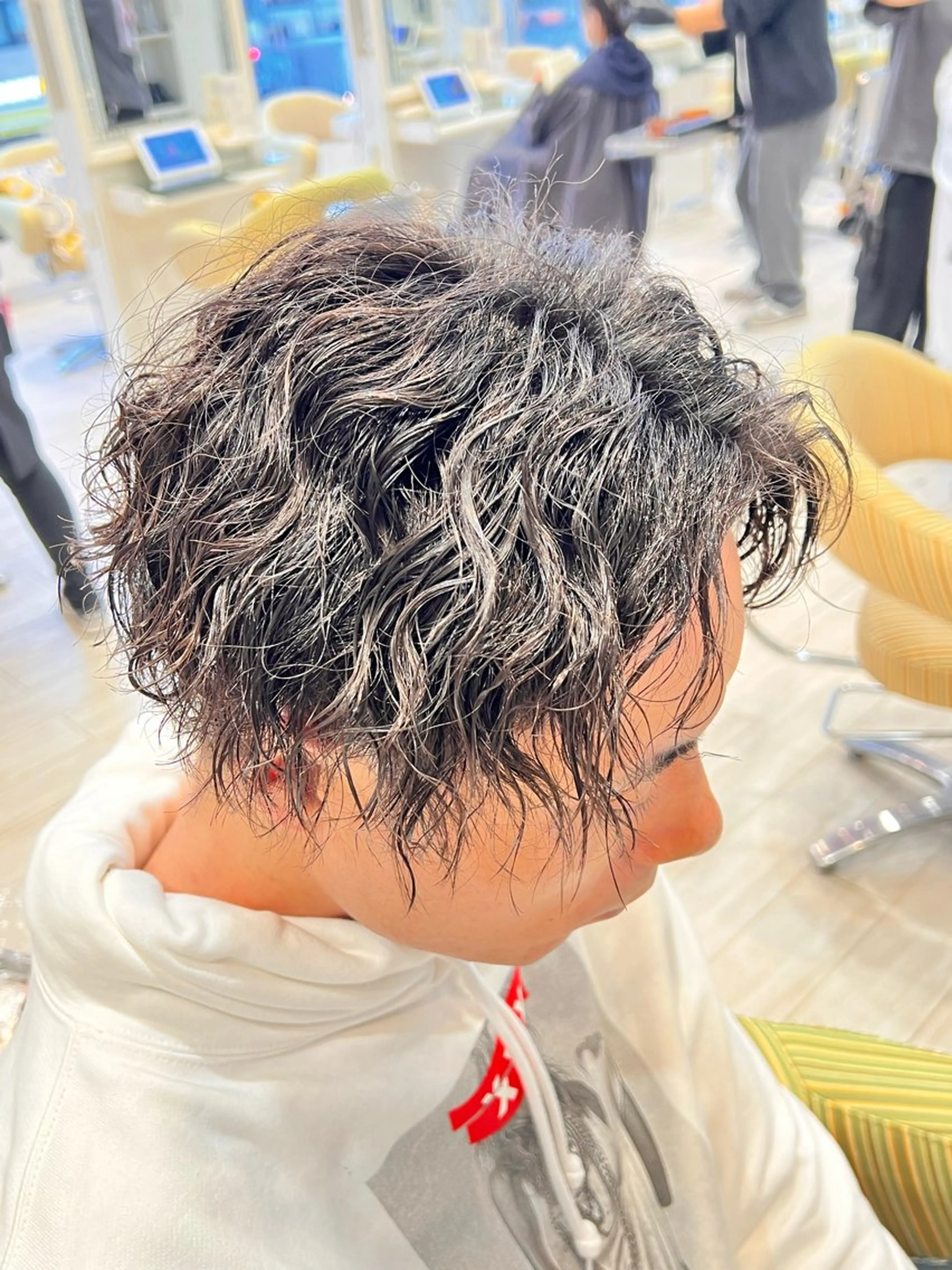 ショート パーマ ツイストスパイラルパーマ スパイラルパーマ パーマ メンズ特化SOEDA YOSHIEのヘアスタイル