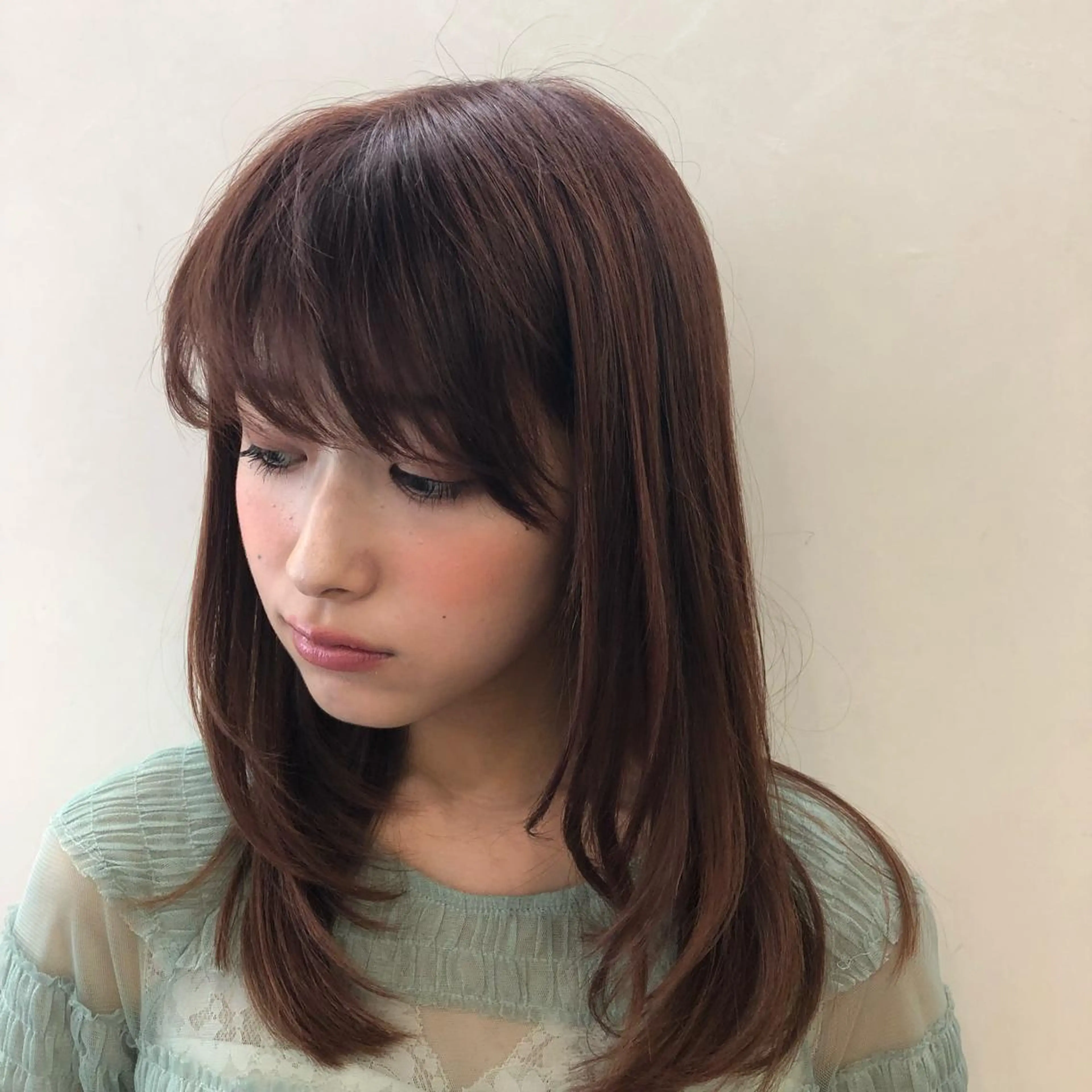 ミディアム カラー パーマ ヘアアレンジ 似合わせカット カット ヘアセット apish aoyama所属・武 愛子の眉毛・アイブロウイメージ