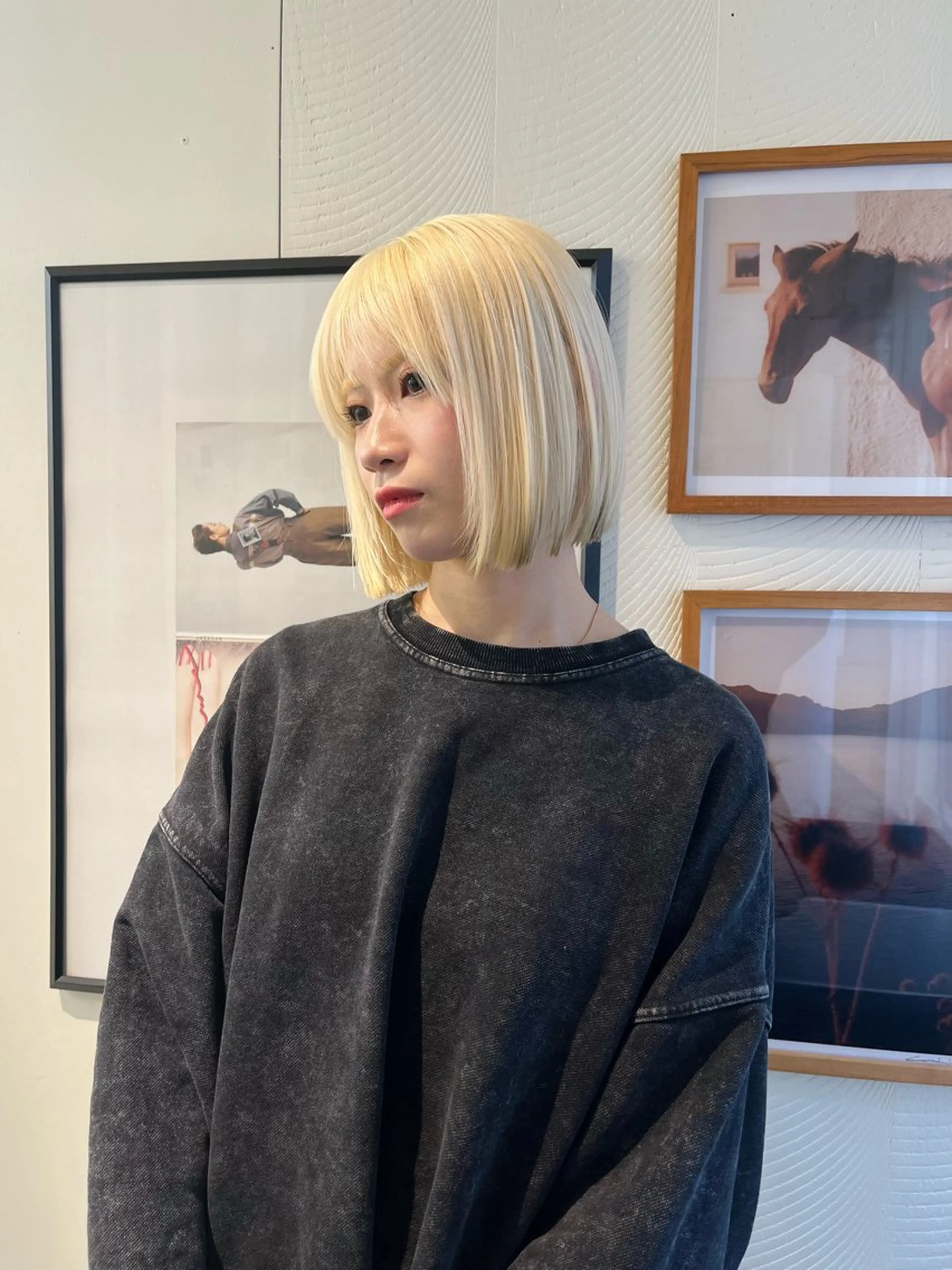 ミディアム Haco＋所属・ウルフ/レイヤー Miinaのヘアスタイル